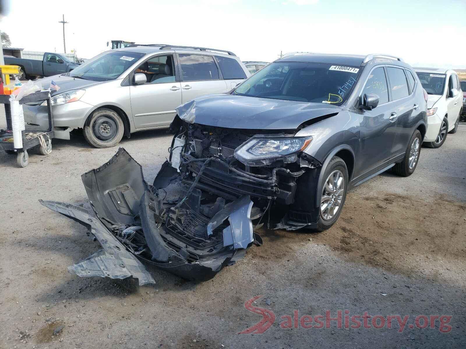 KNMAT2MT7JP517431 2018 NISSAN ROGUE