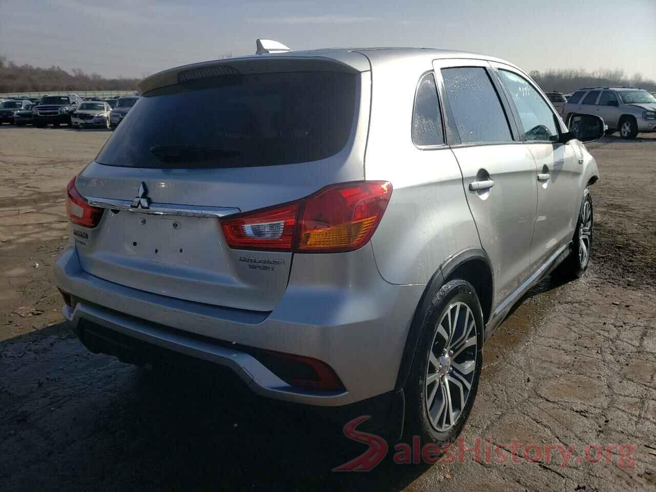 JA4AP3AU4JU008724 2018 MITSUBISHI OUTLANDER