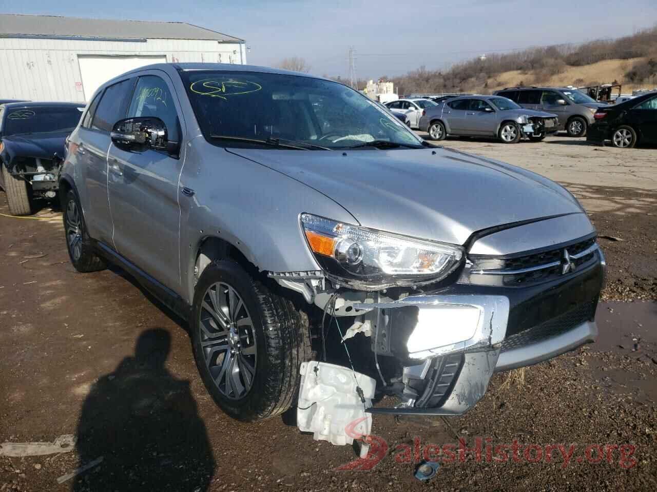 JA4AP3AU4JU008724 2018 MITSUBISHI OUTLANDER