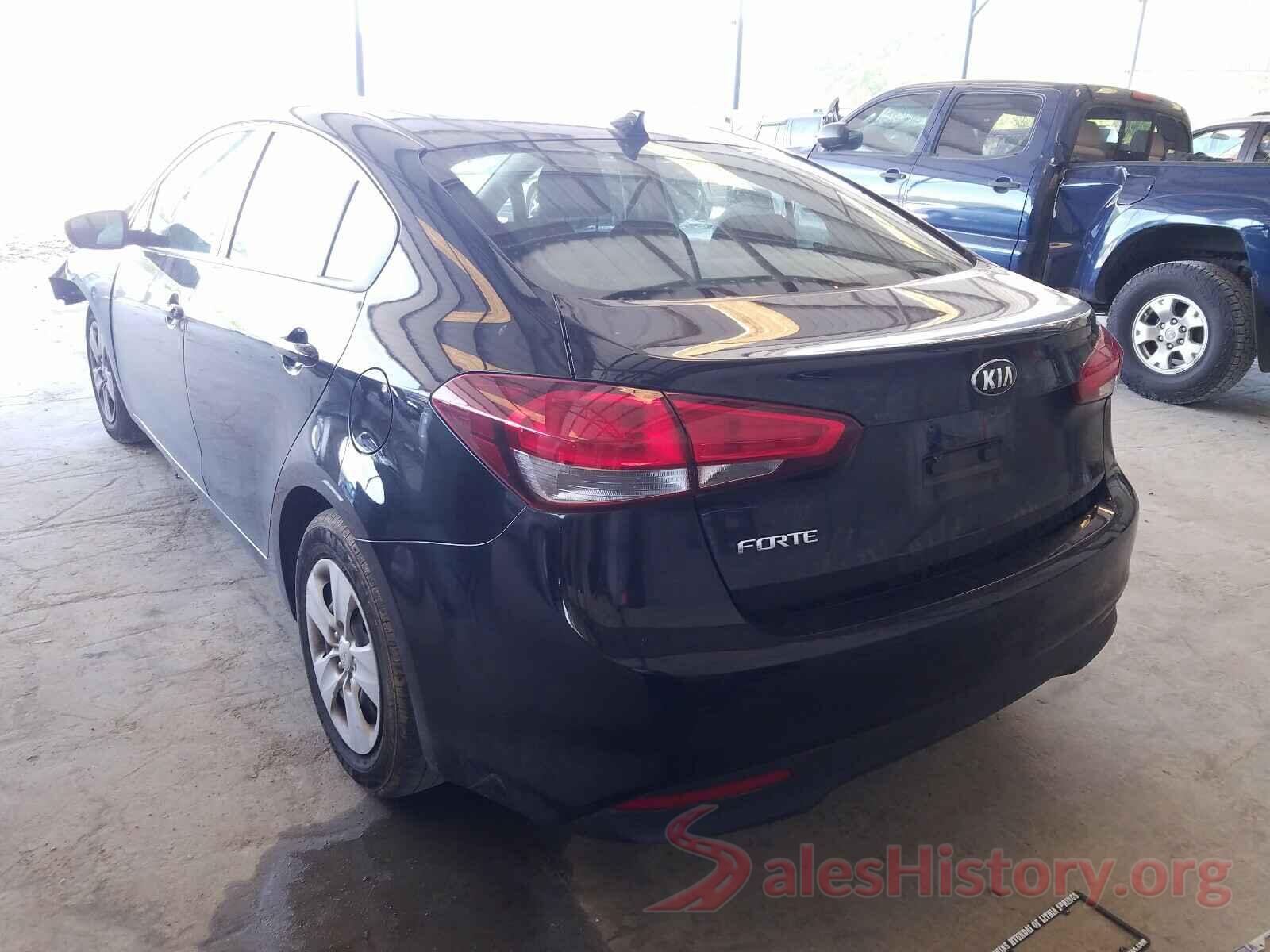 3KPFK4A72HE109974 2017 KIA FORTE