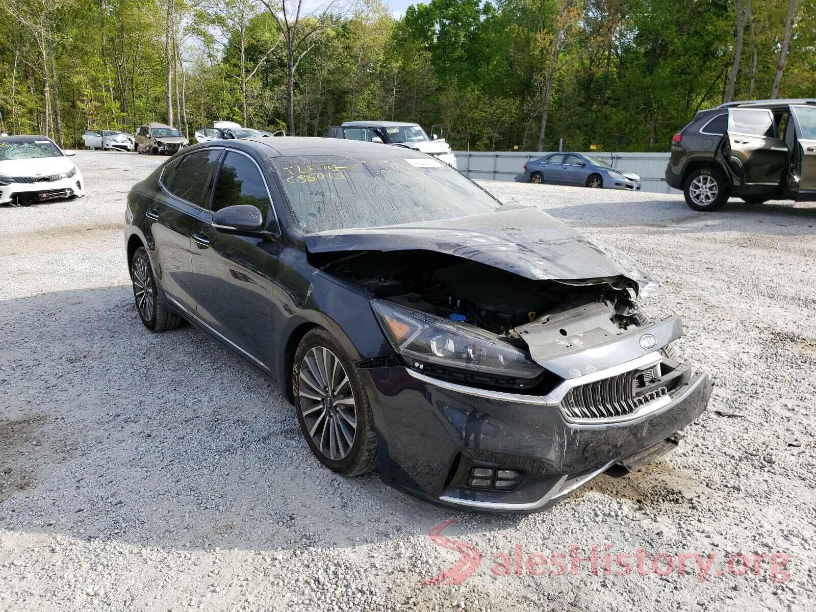 KNALC4J18H5073504 2017 KIA CADENZA