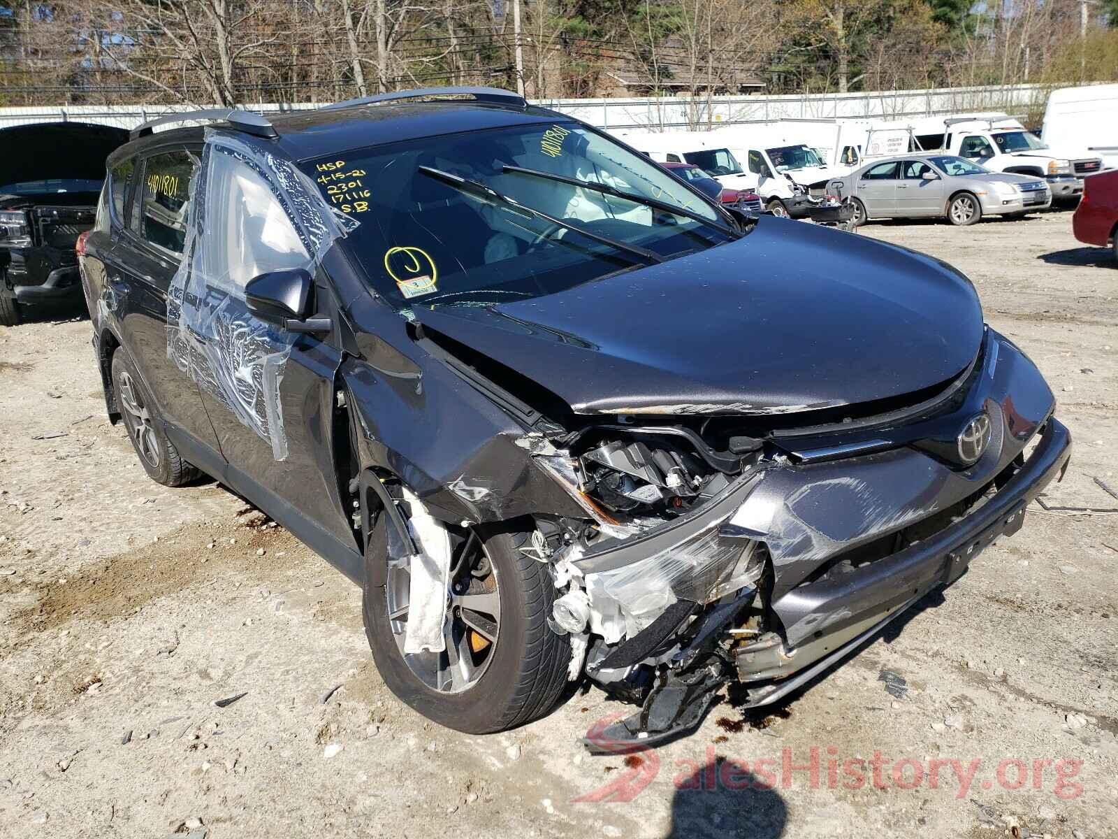 2T3RFREV5HW682301 2017 TOYOTA RAV4