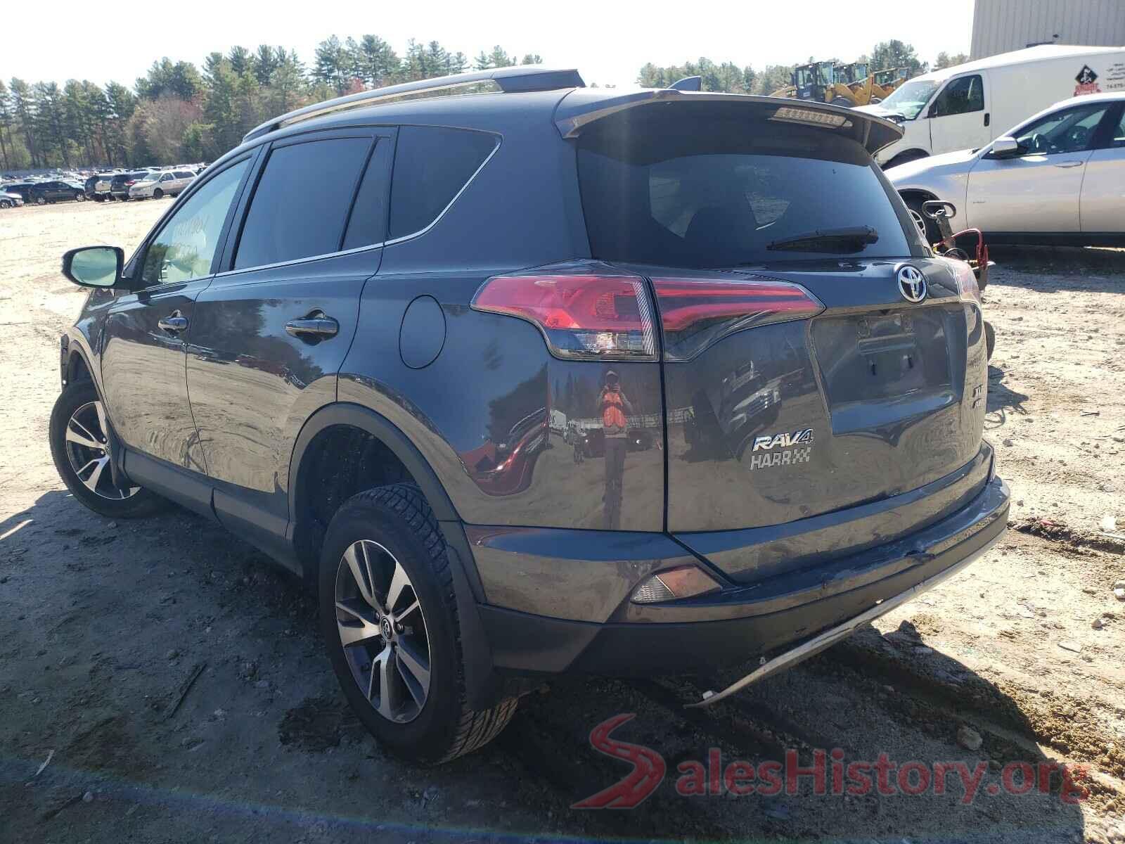 2T3RFREV5HW682301 2017 TOYOTA RAV4