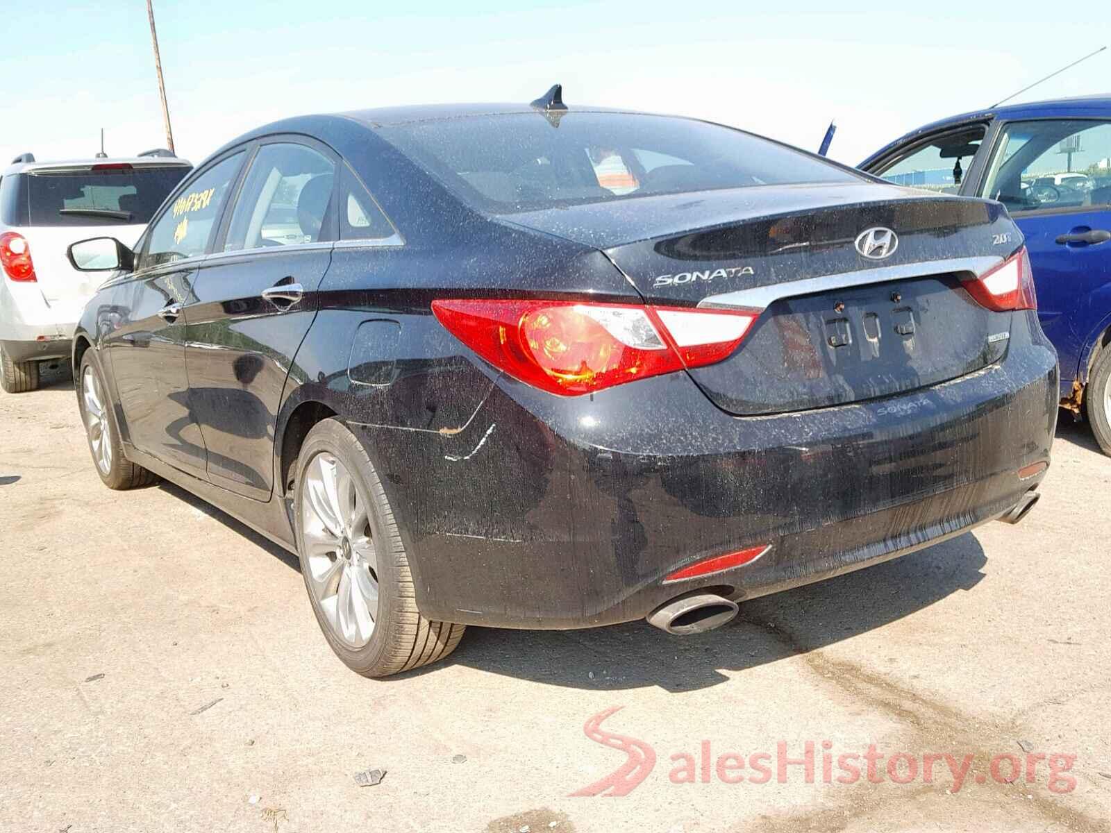 5NPEC4AB9BH195820 2011 HYUNDAI SONATA