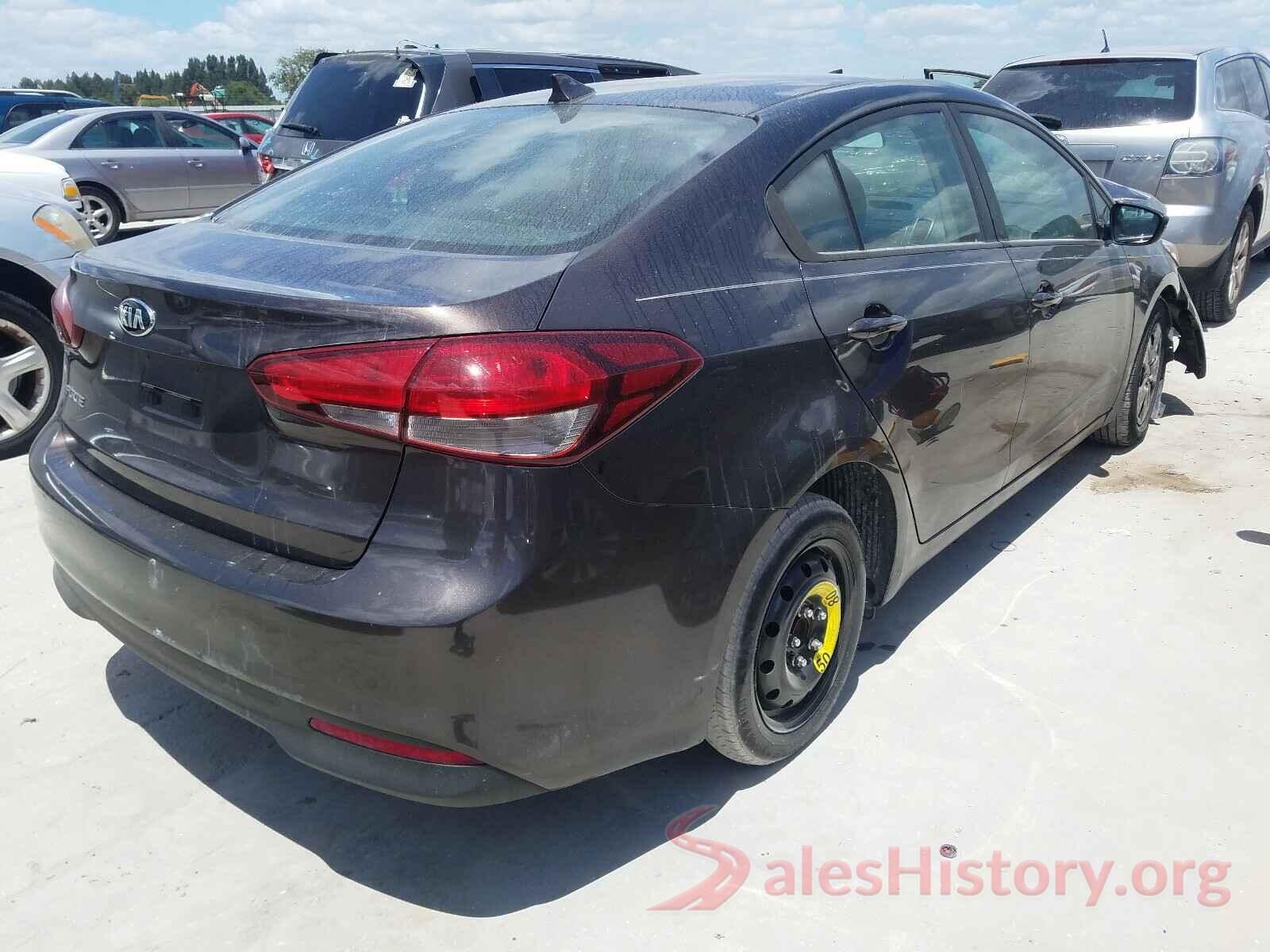 3KPFK4A78JE182708 2018 KIA FORTE