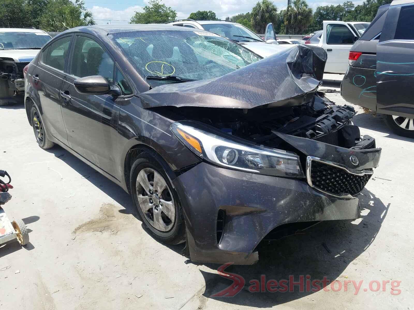 3KPFK4A78JE182708 2018 KIA FORTE