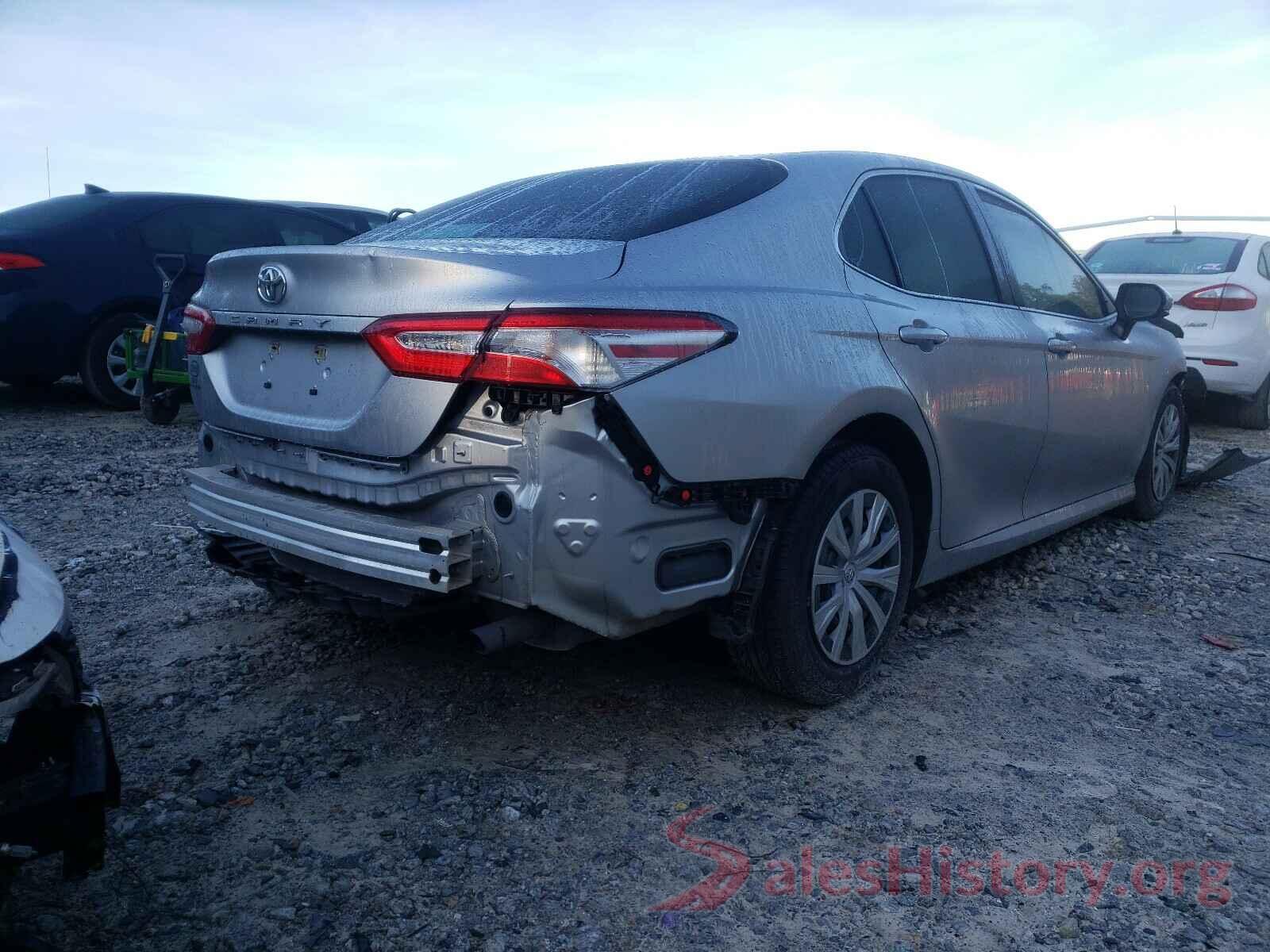 4T1B11HK9JU567623 2018 TOYOTA CAMRY