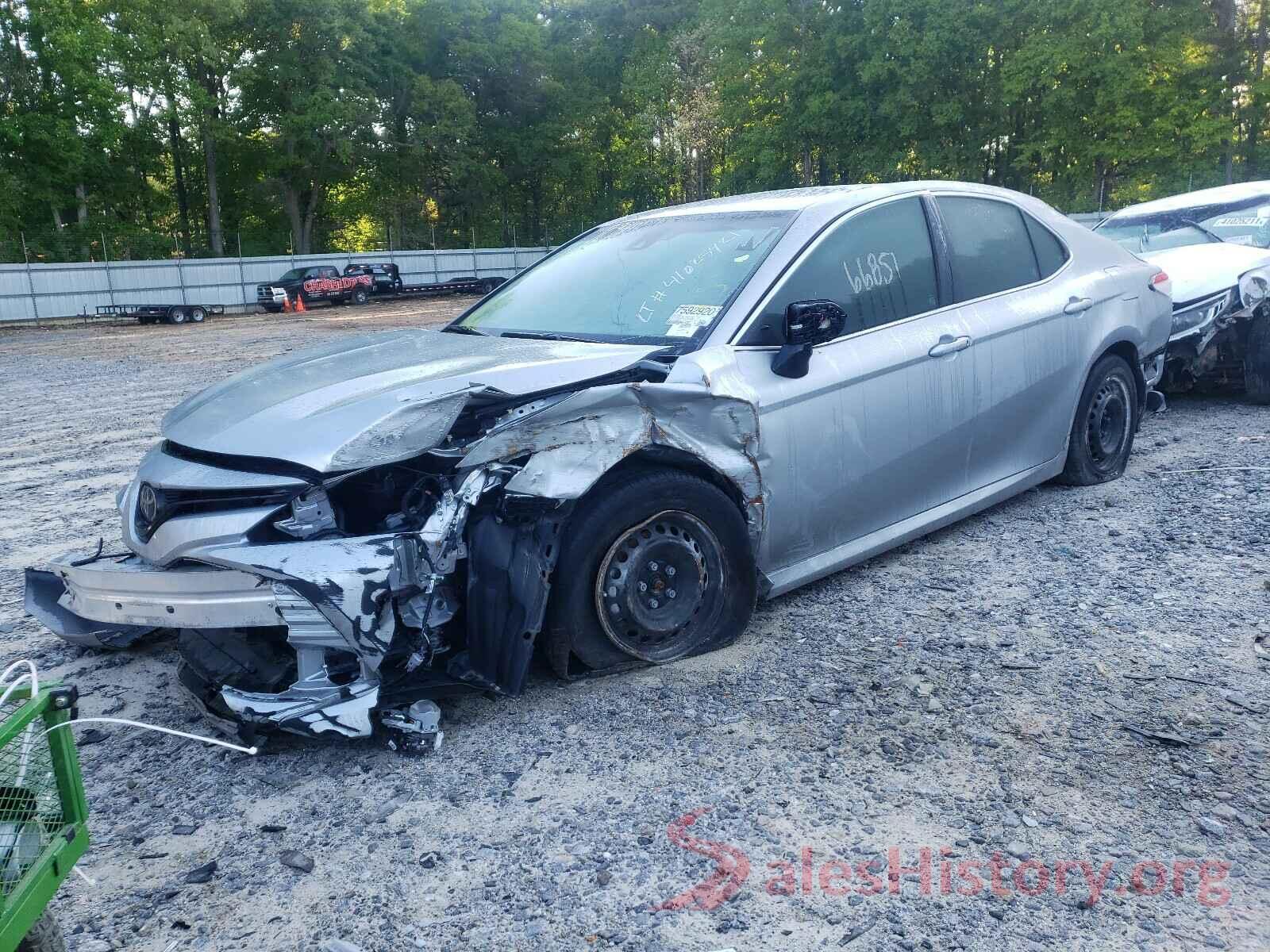 4T1B11HK9JU567623 2018 TOYOTA CAMRY