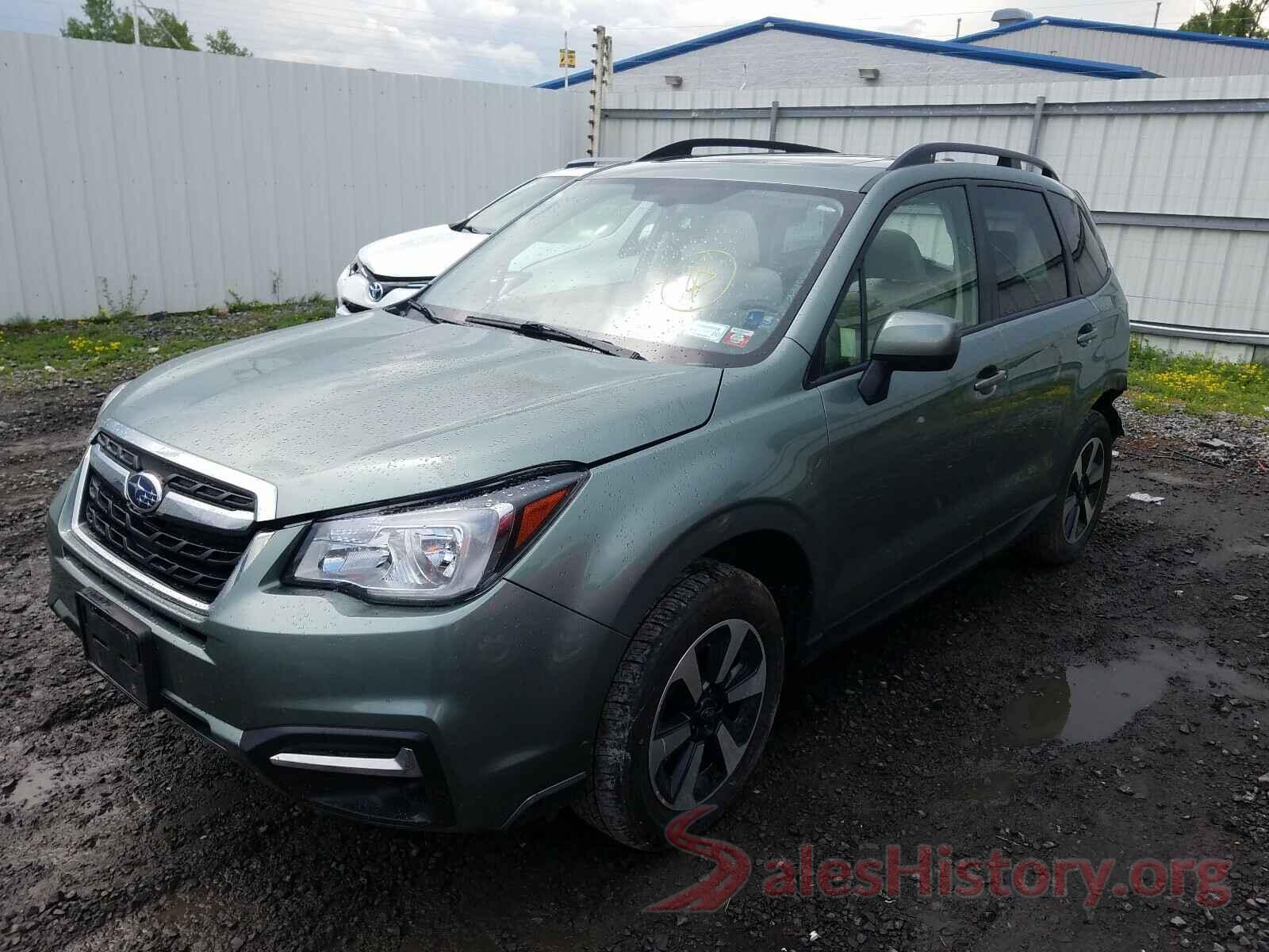 JF2SJAEC9JH425381 2018 SUBARU FORESTER