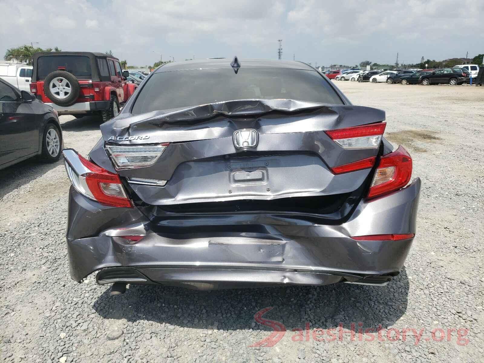 1HGCV1F10JA076013 2018 HONDA ACCORD