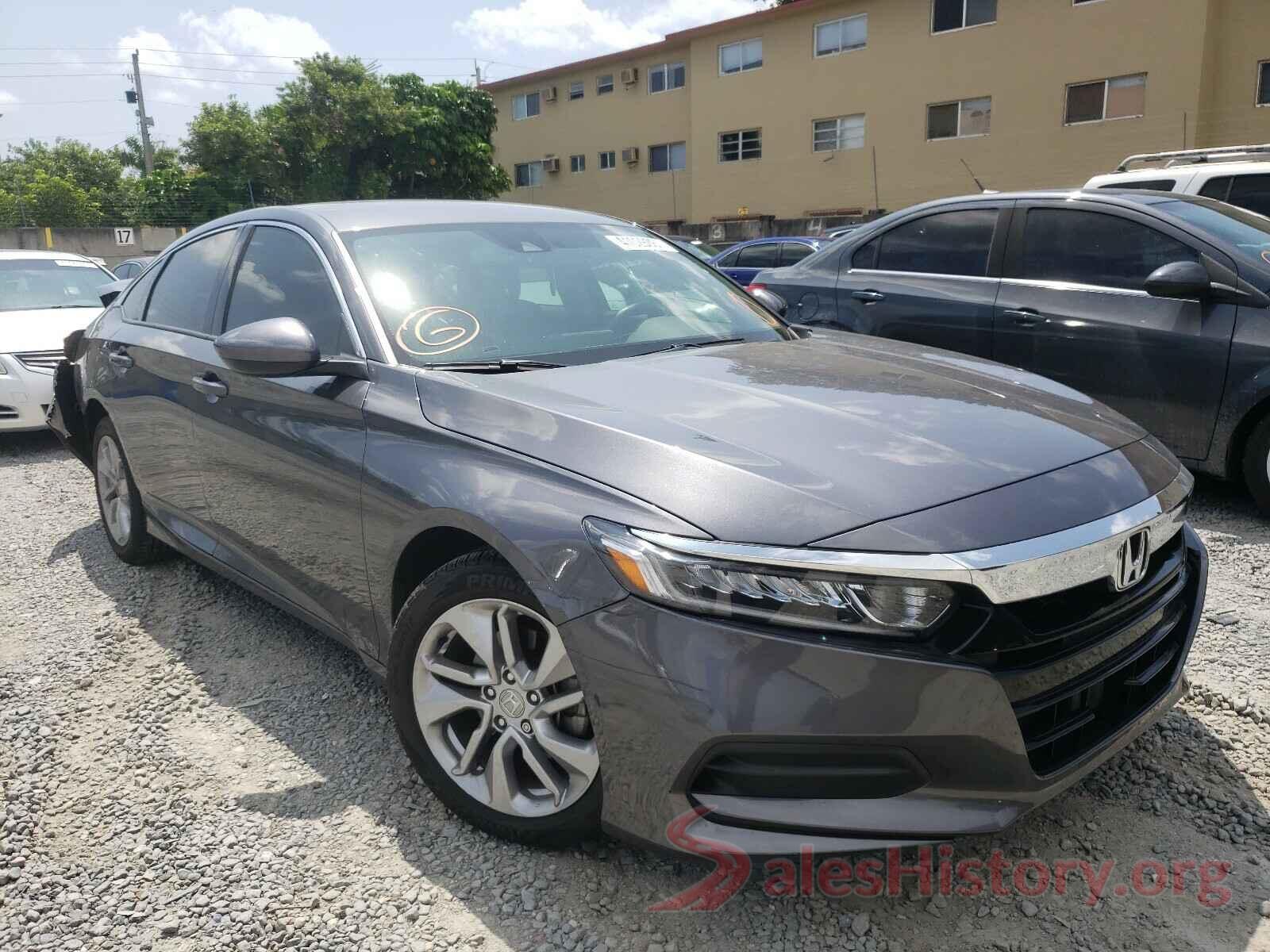 1HGCV1F10JA076013 2018 HONDA ACCORD