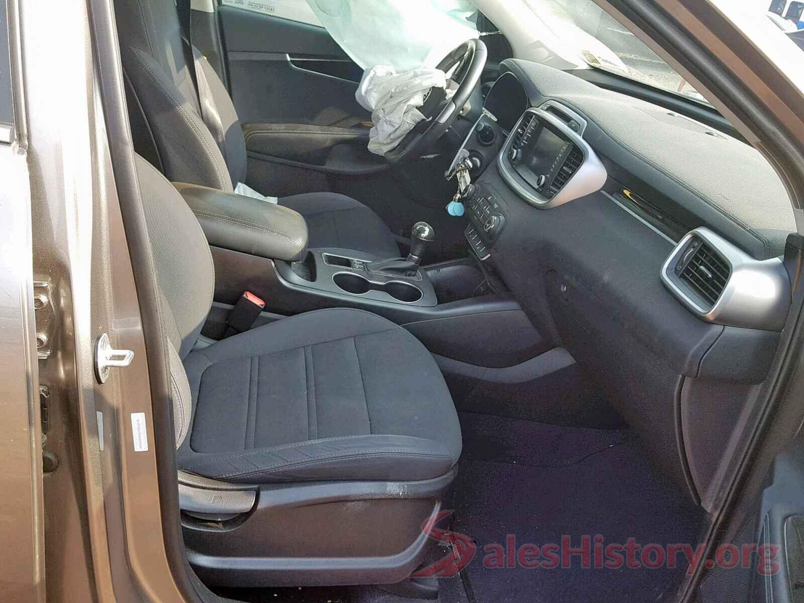 5XYPGDA39HG200066 2017 KIA SORENTO LX