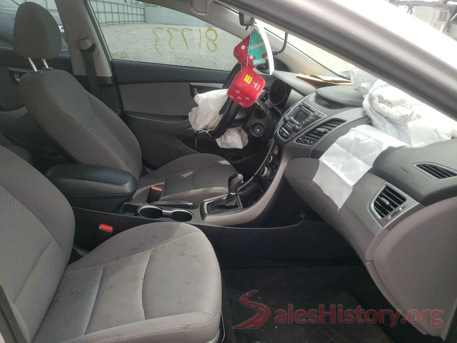 5NPDH4AE8GH736547 2016 HYUNDAI ELANTRA