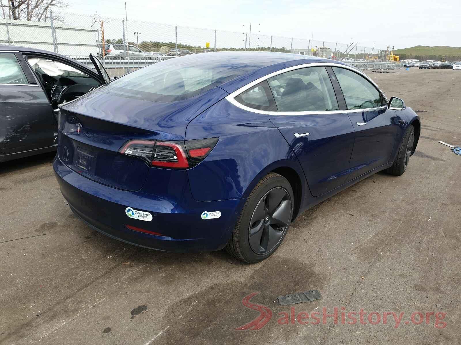 5YJ3E1EB8JF115172 2018 TESLA MODEL 3