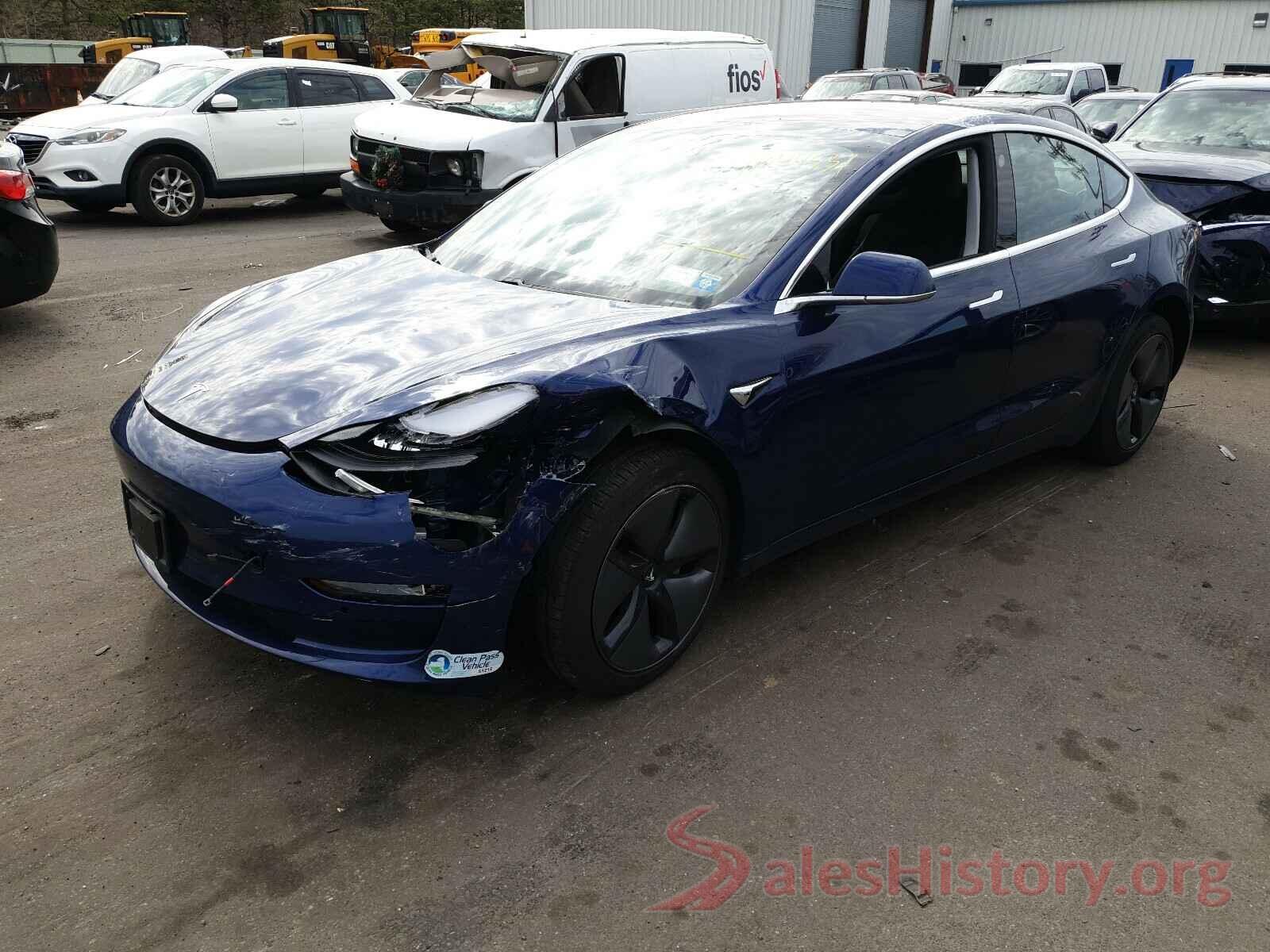 5YJ3E1EB8JF115172 2018 TESLA MODEL 3