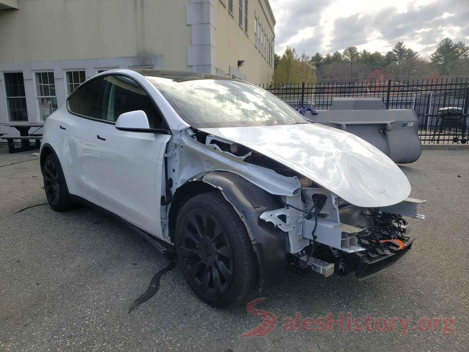 5YJYGDEE8MF143716 2021 TESLA MODEL Y