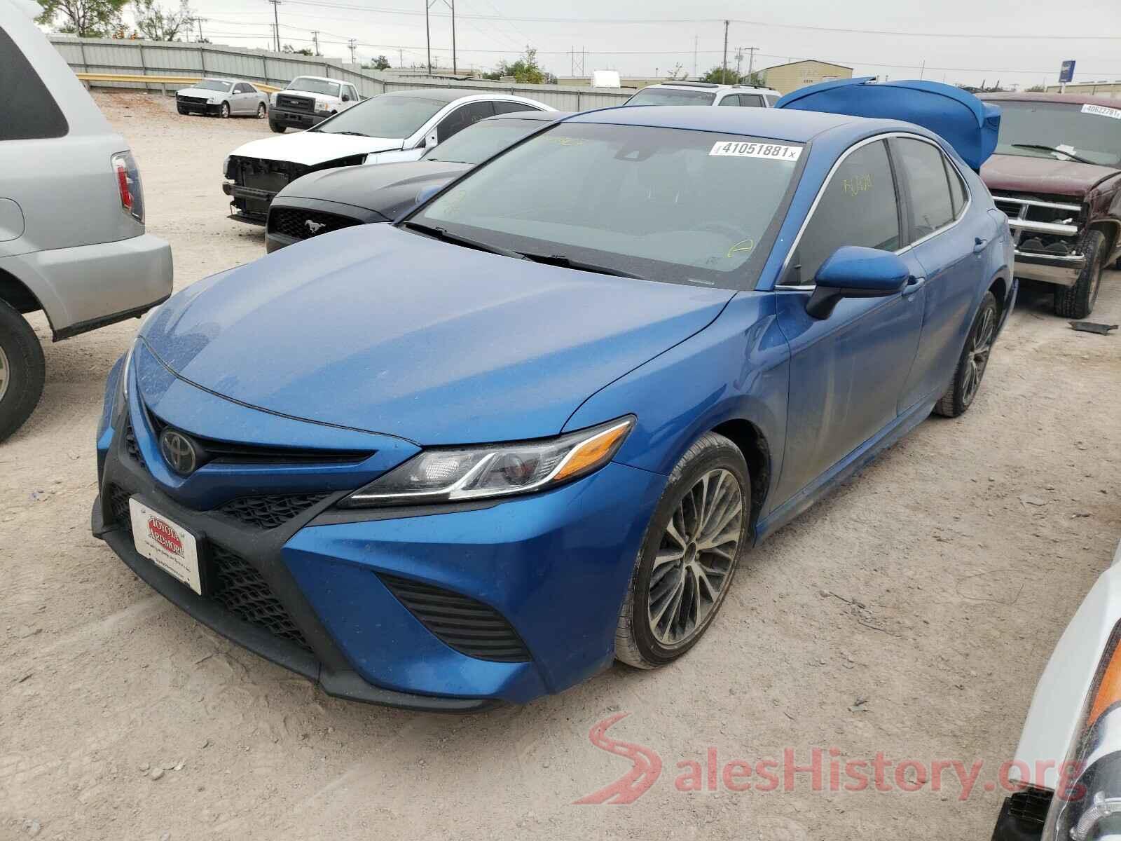 4T1B11HK0JU049707 2018 TOYOTA CAMRY