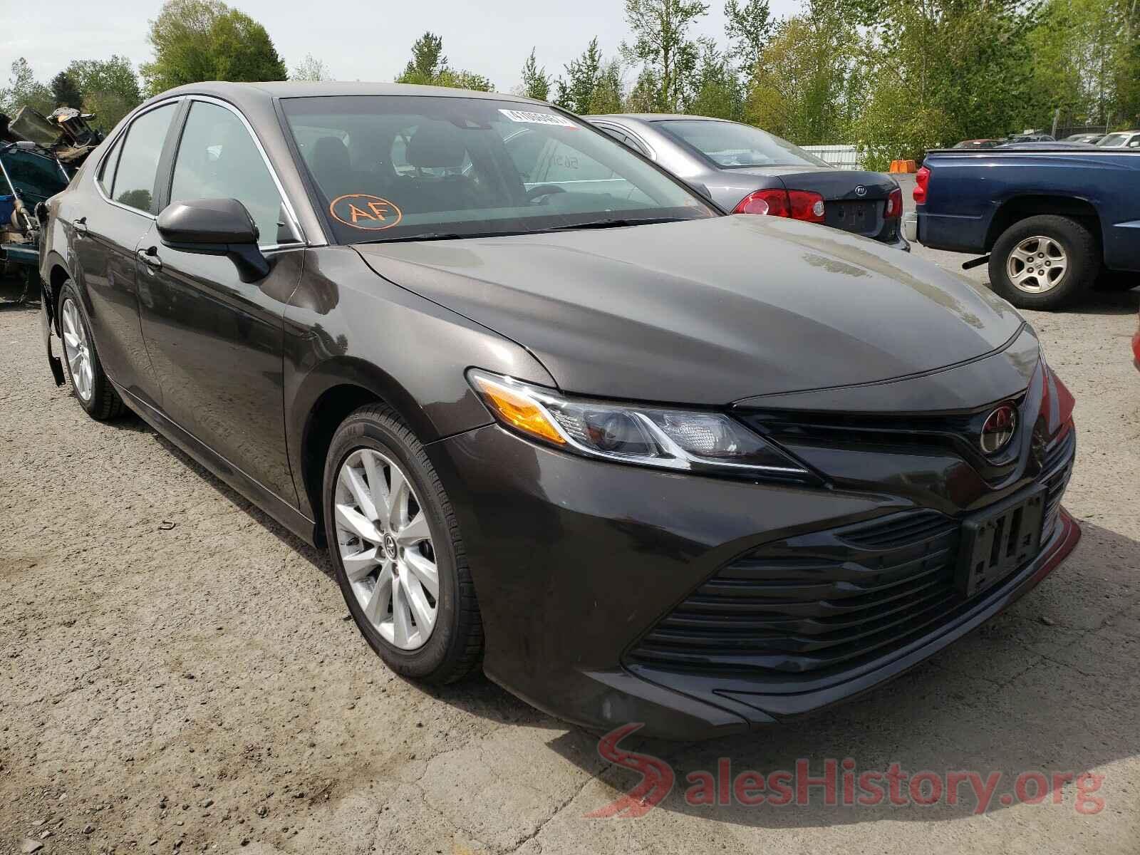 4T1B11HK6JU642777 2018 TOYOTA CAMRY