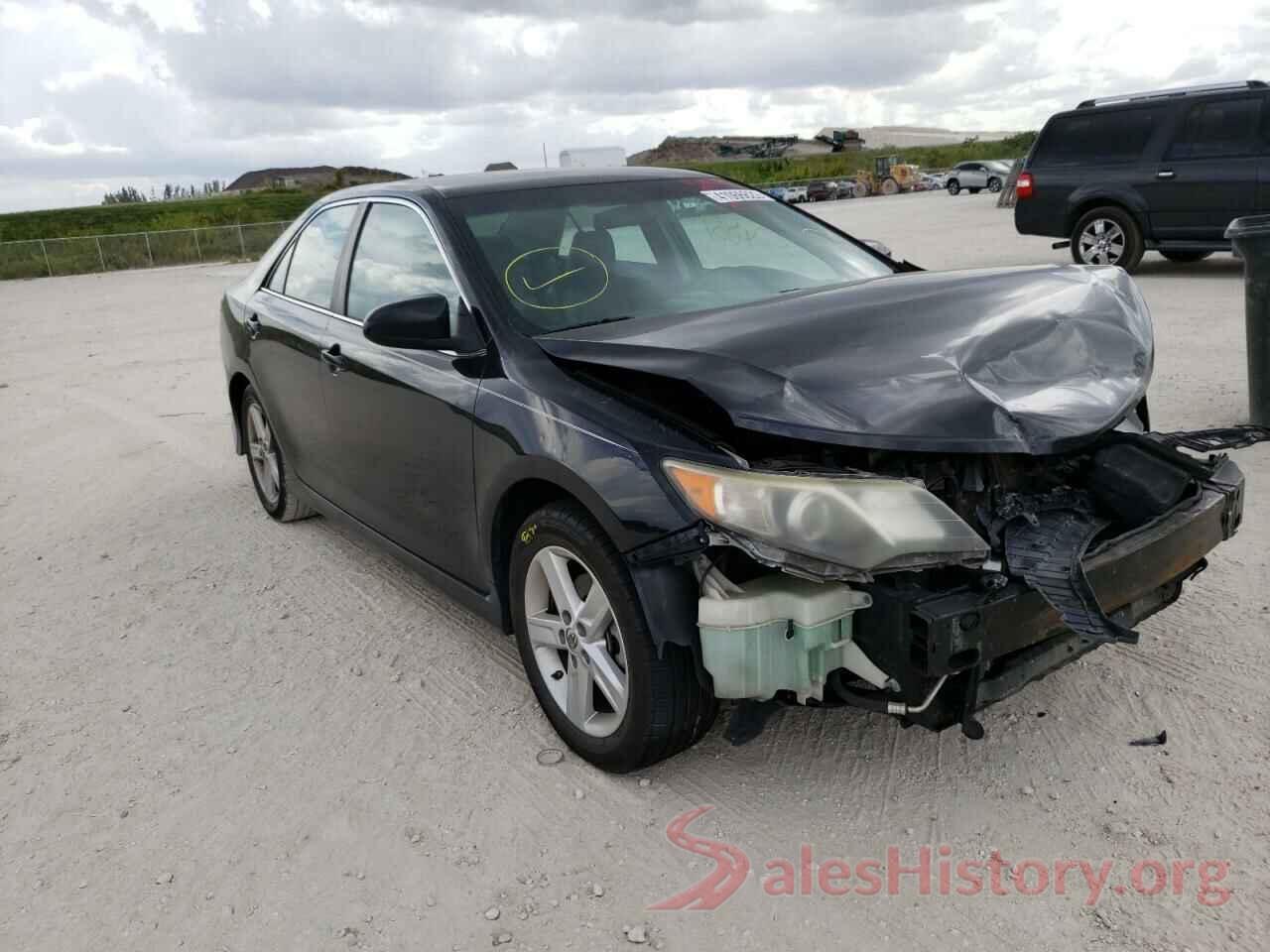 4T1BF1FK9EU817968 2014 TOYOTA CAMRY