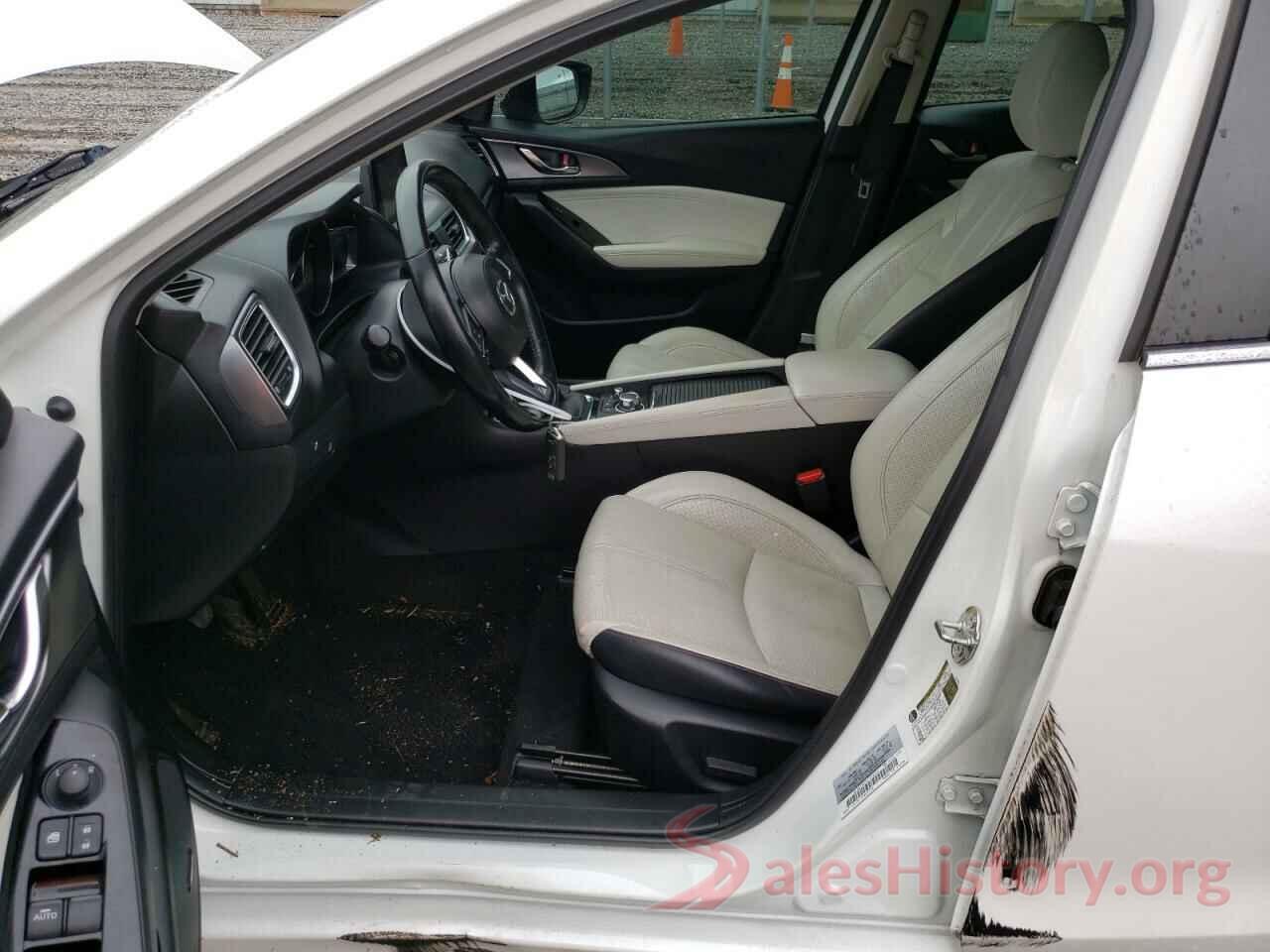 JM1BN1M37H1118461 2017 MAZDA 3