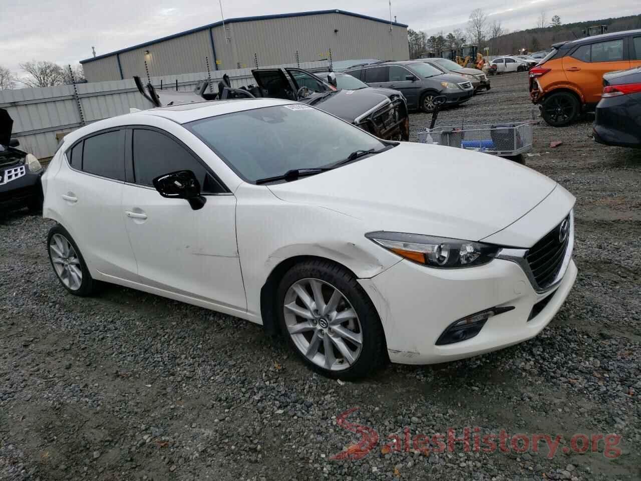 JM1BN1M37H1118461 2017 MAZDA 3