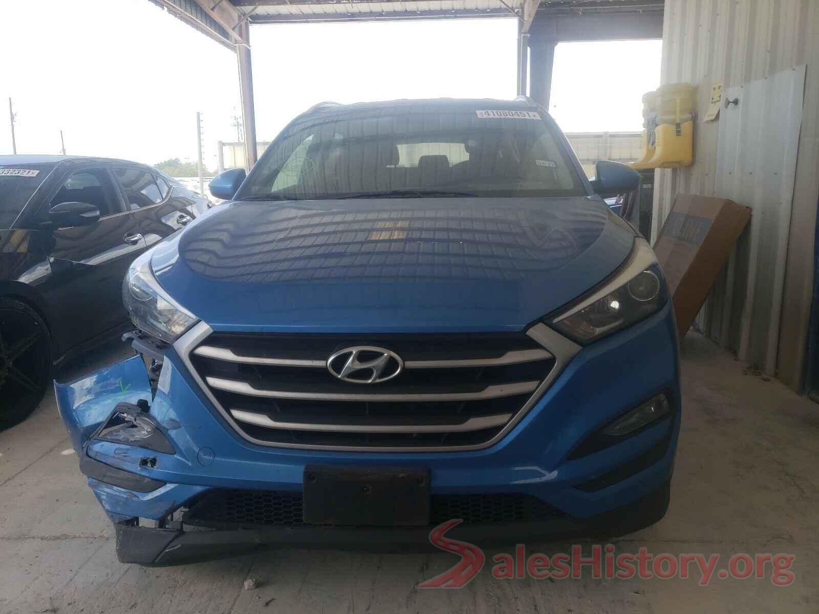 KM8J33A47HU585982 2017 HYUNDAI TUCSON