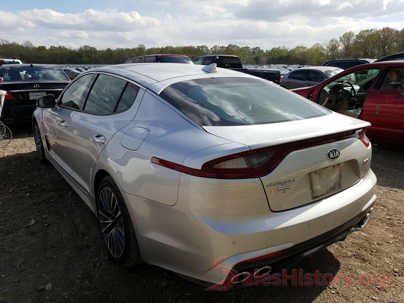 KNAE25LA9J6017019 2018 KIA STINGER