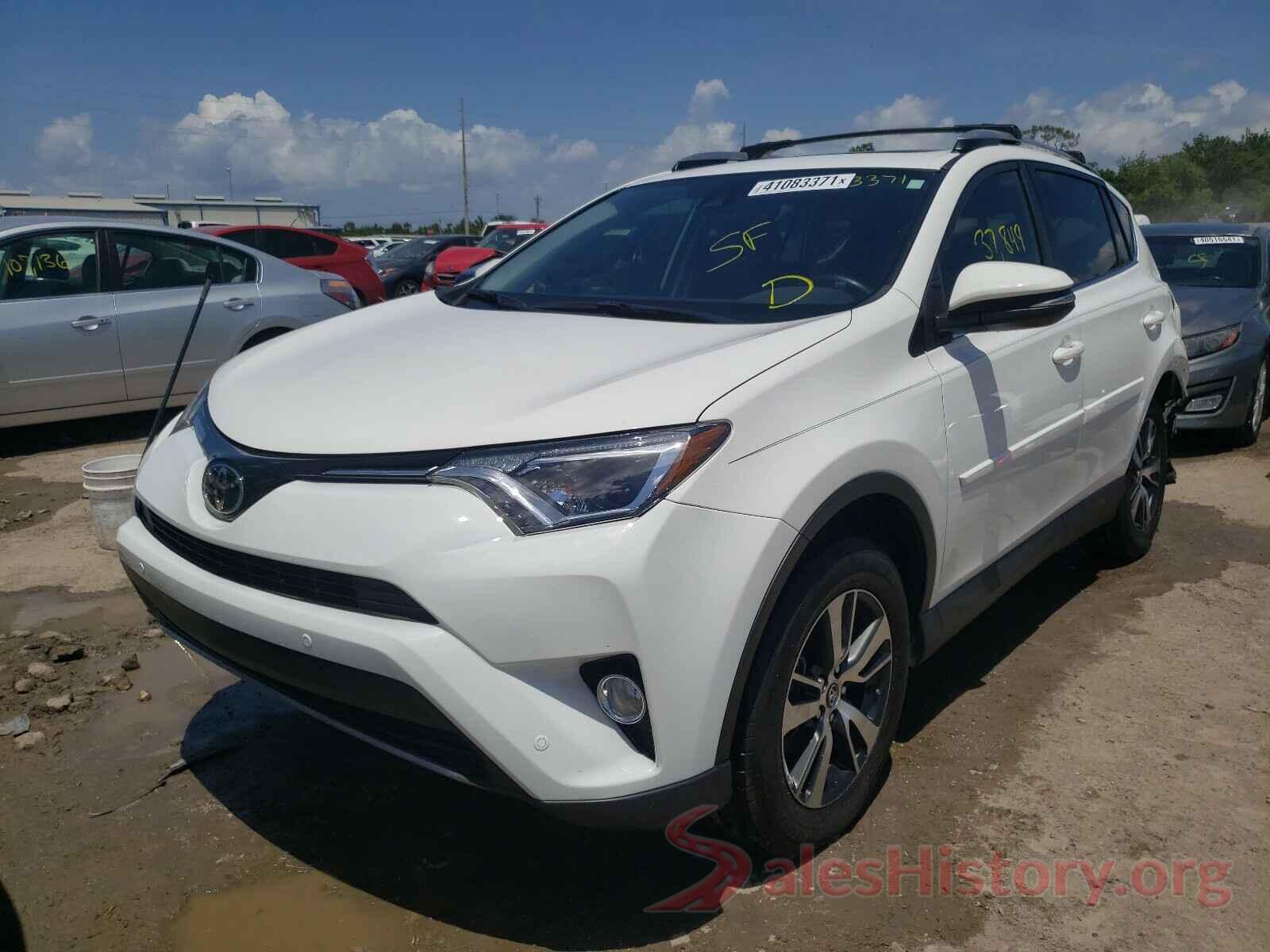 JTMWFREV9JD122805 2018 TOYOTA RAV4