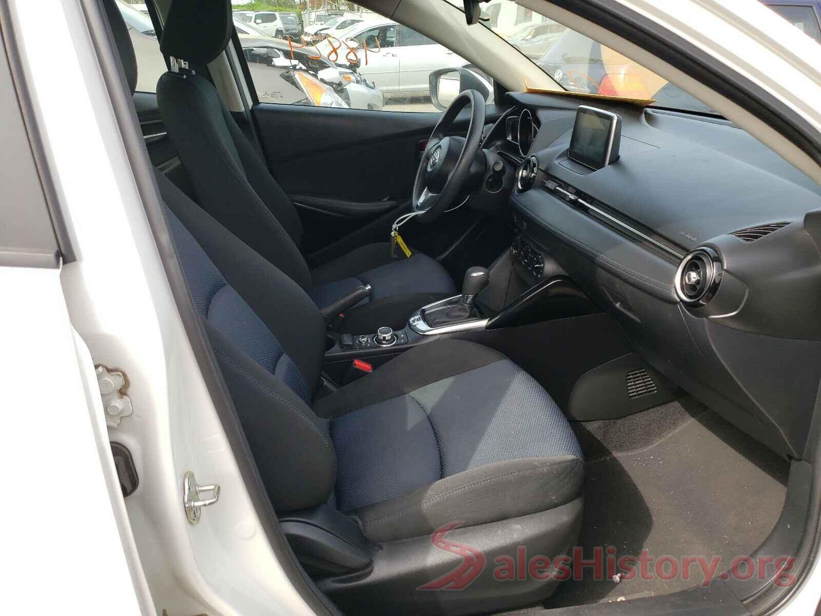 3MYDLBYV6JY330559 2018 TOYOTA YARIS