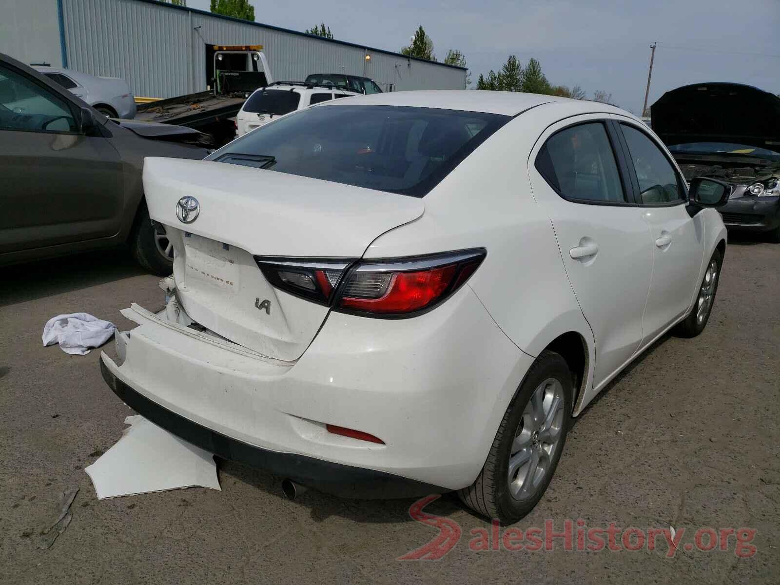 3MYDLBYV6JY330559 2018 TOYOTA YARIS