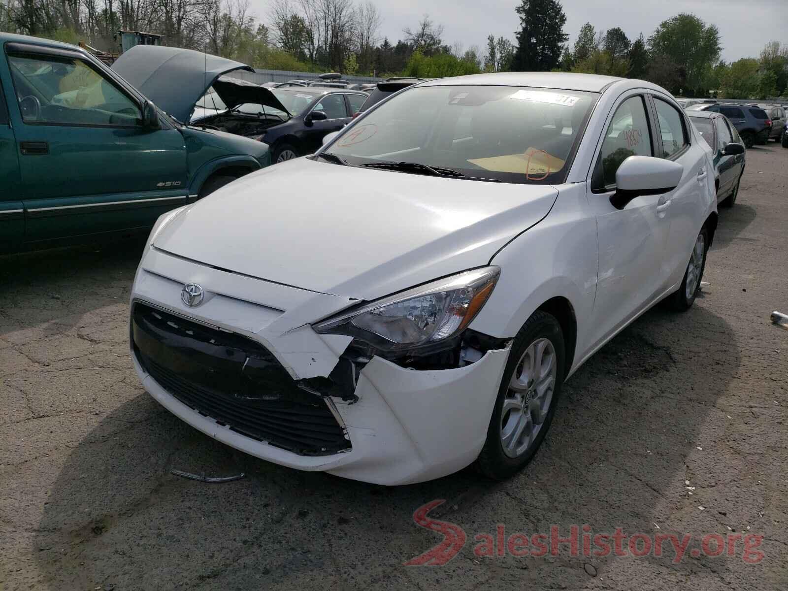 3MYDLBYV6JY330559 2018 TOYOTA YARIS