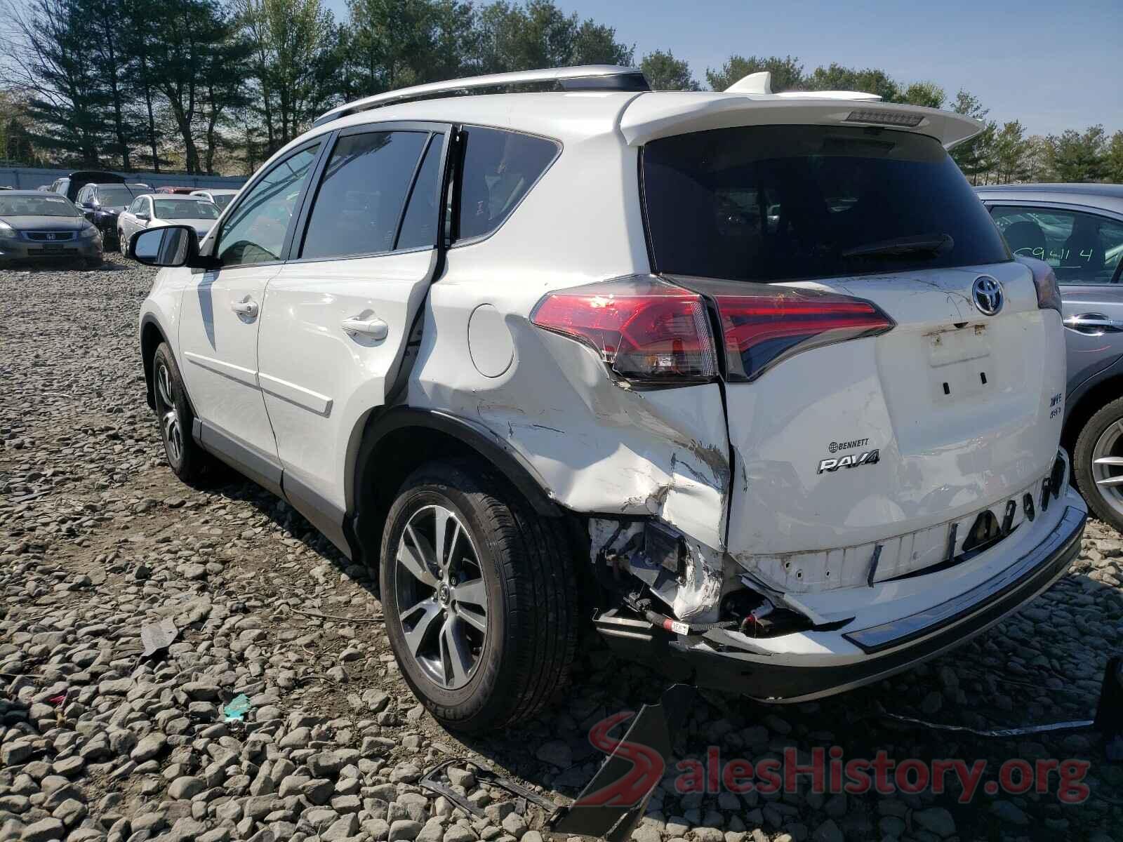 JTMRFREV2HJ118992 2017 TOYOTA RAV4