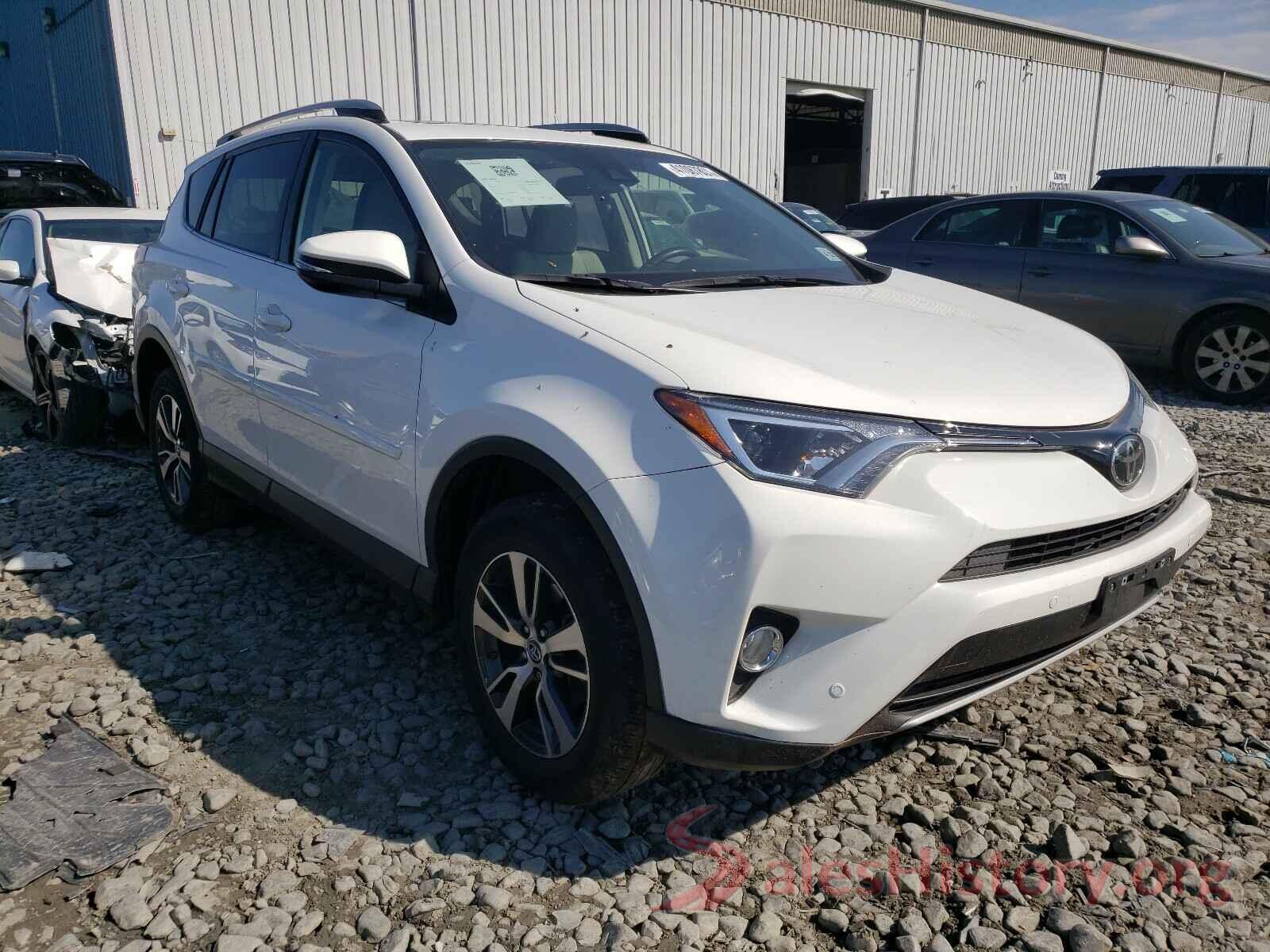 JTMRFREV2HJ118992 2017 TOYOTA RAV4