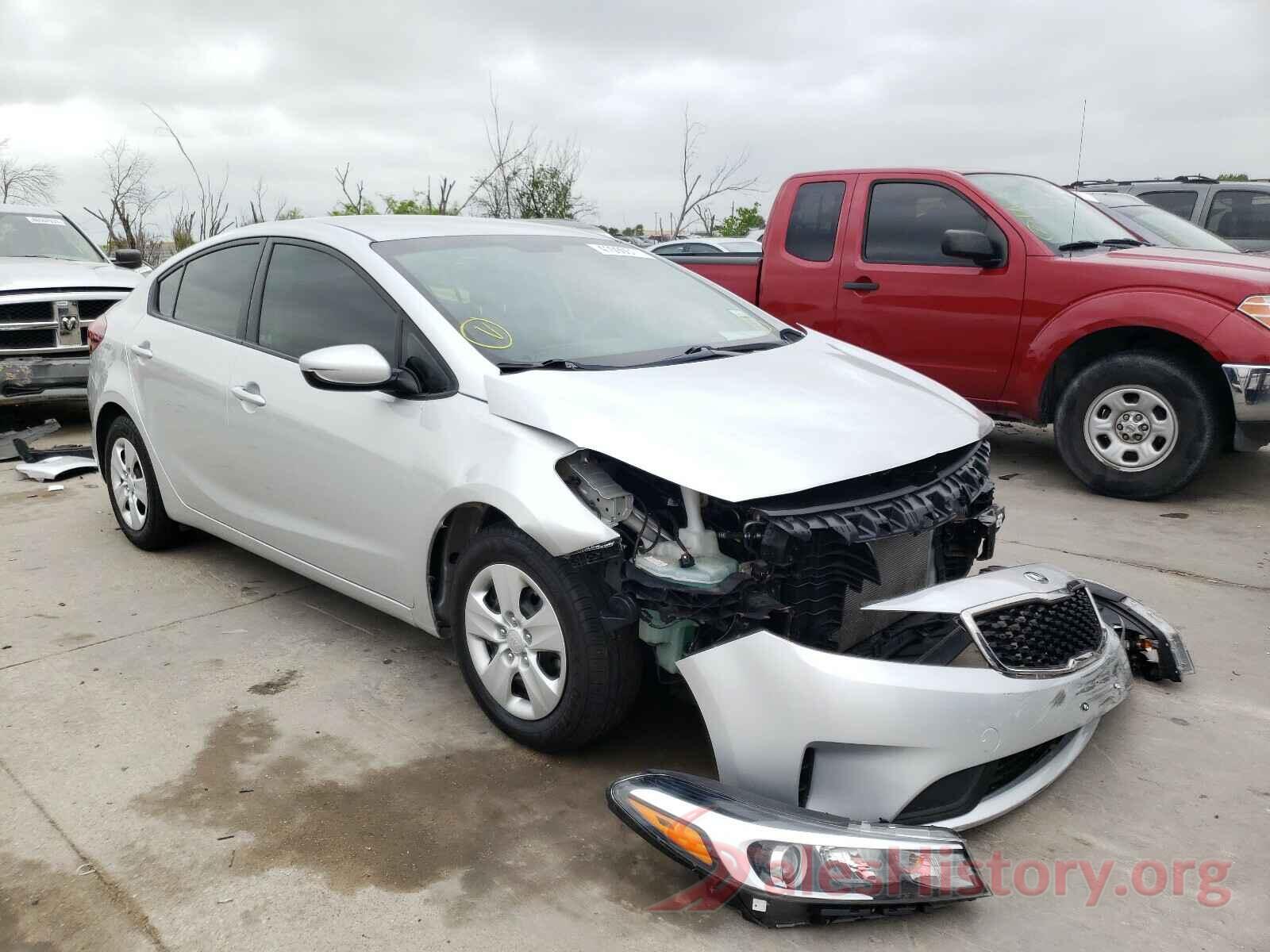 3KPFL4A73JE195282 2018 KIA FORTE