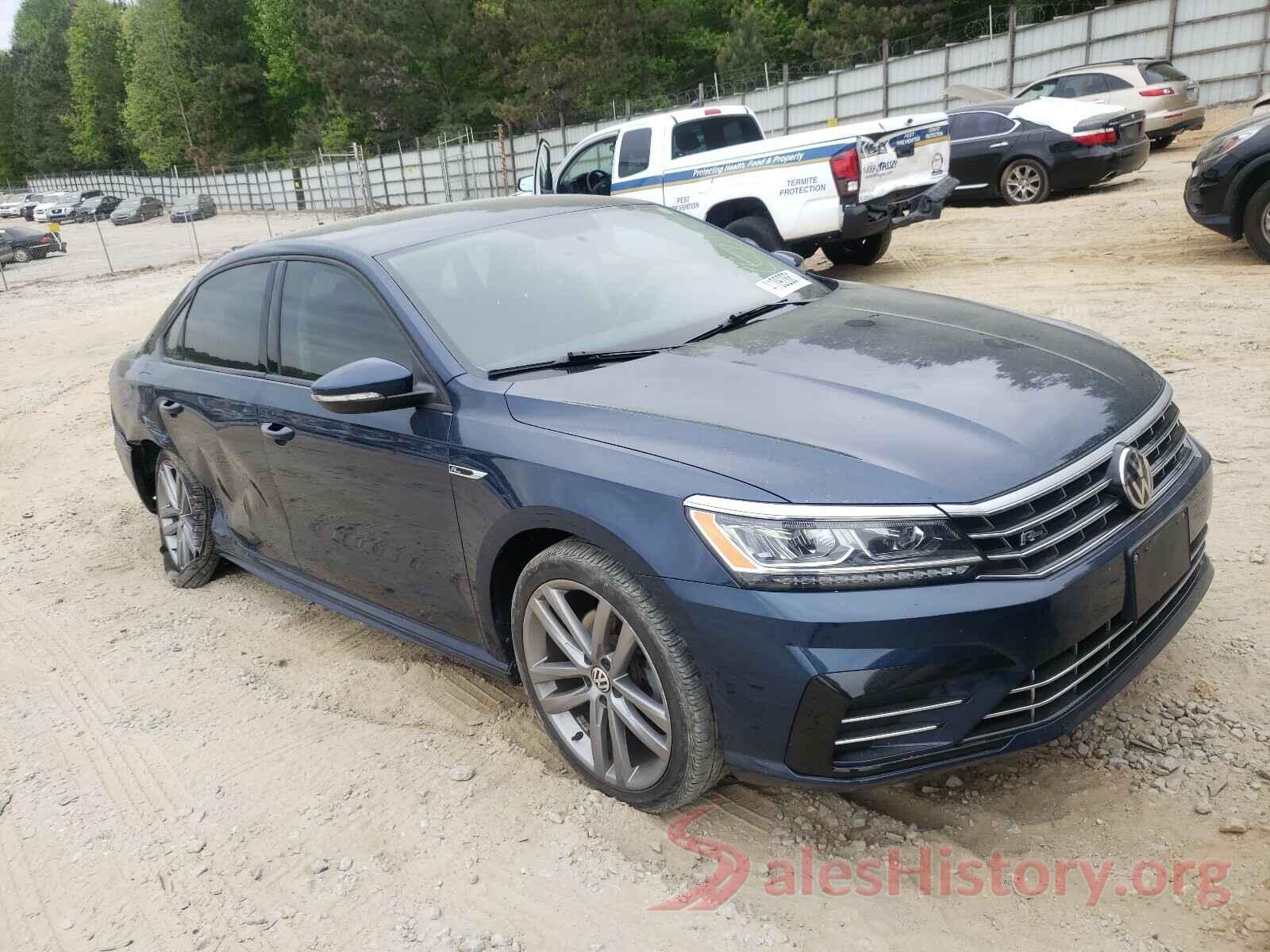 1VWAA7A30JC007403 2018 VOLKSWAGEN PASSAT