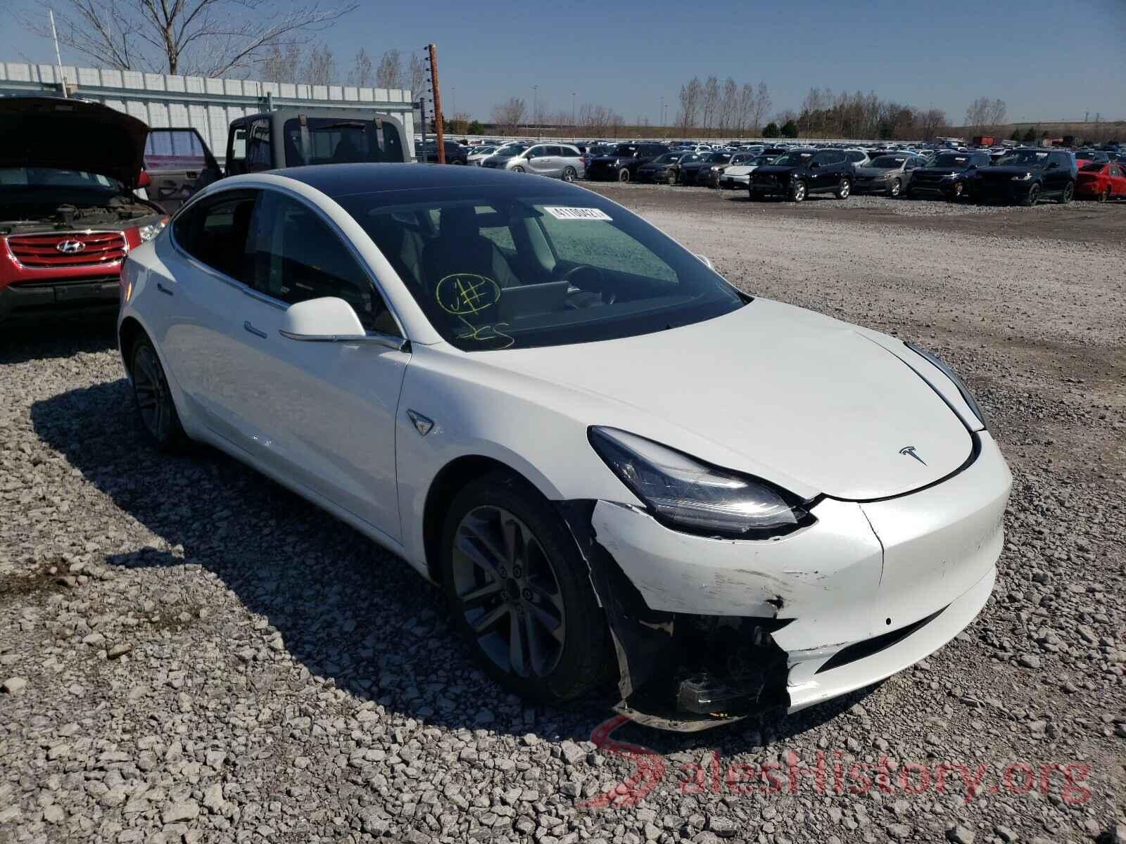 5YJ3E1EB6KF393926 2019 TESLA MODEL 3