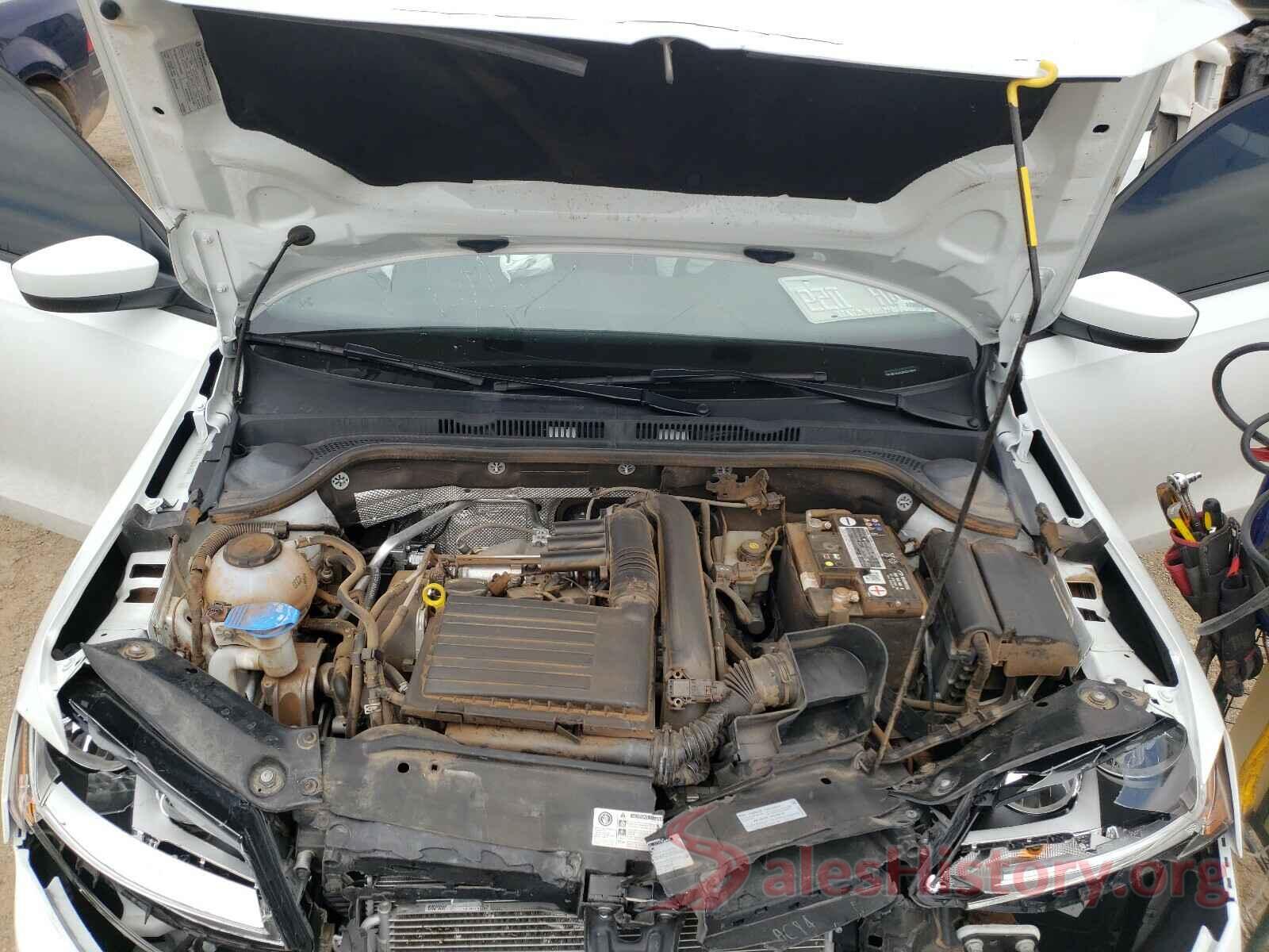 3VW2B7AJXJM231289 2018 VOLKSWAGEN JETTA