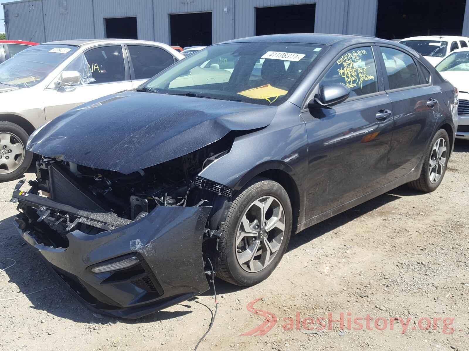 3KPF24AD0KE041977 2019 KIA FORTE