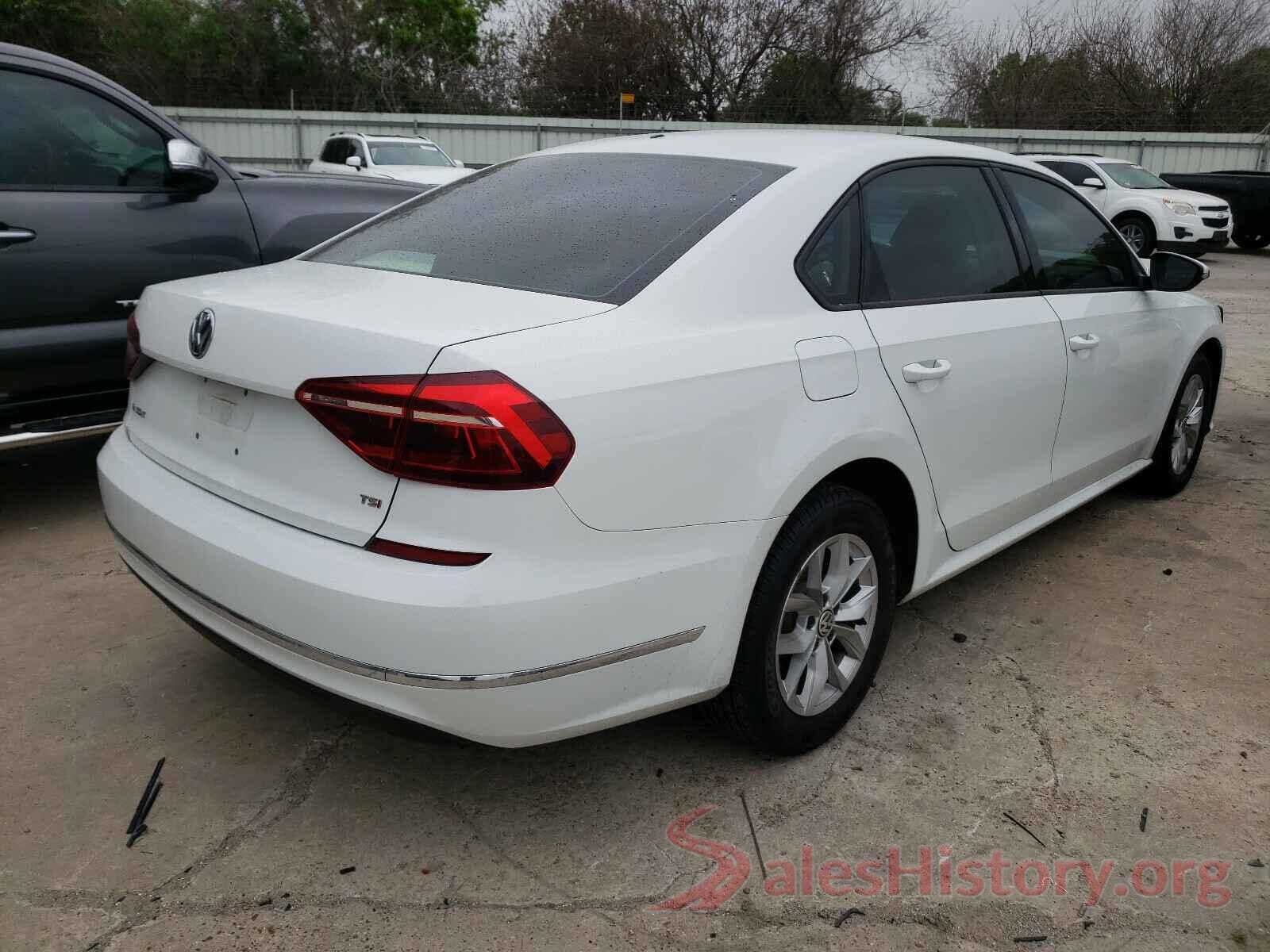 1VWAA7A35JC025959 2018 VOLKSWAGEN PASSAT