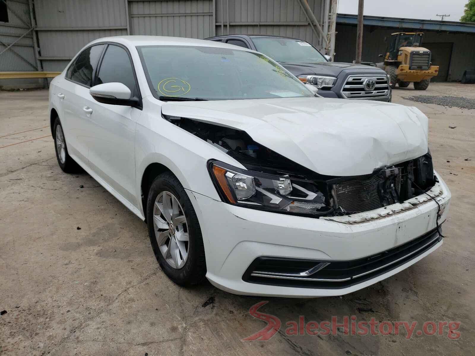 1VWAA7A35JC025959 2018 VOLKSWAGEN PASSAT