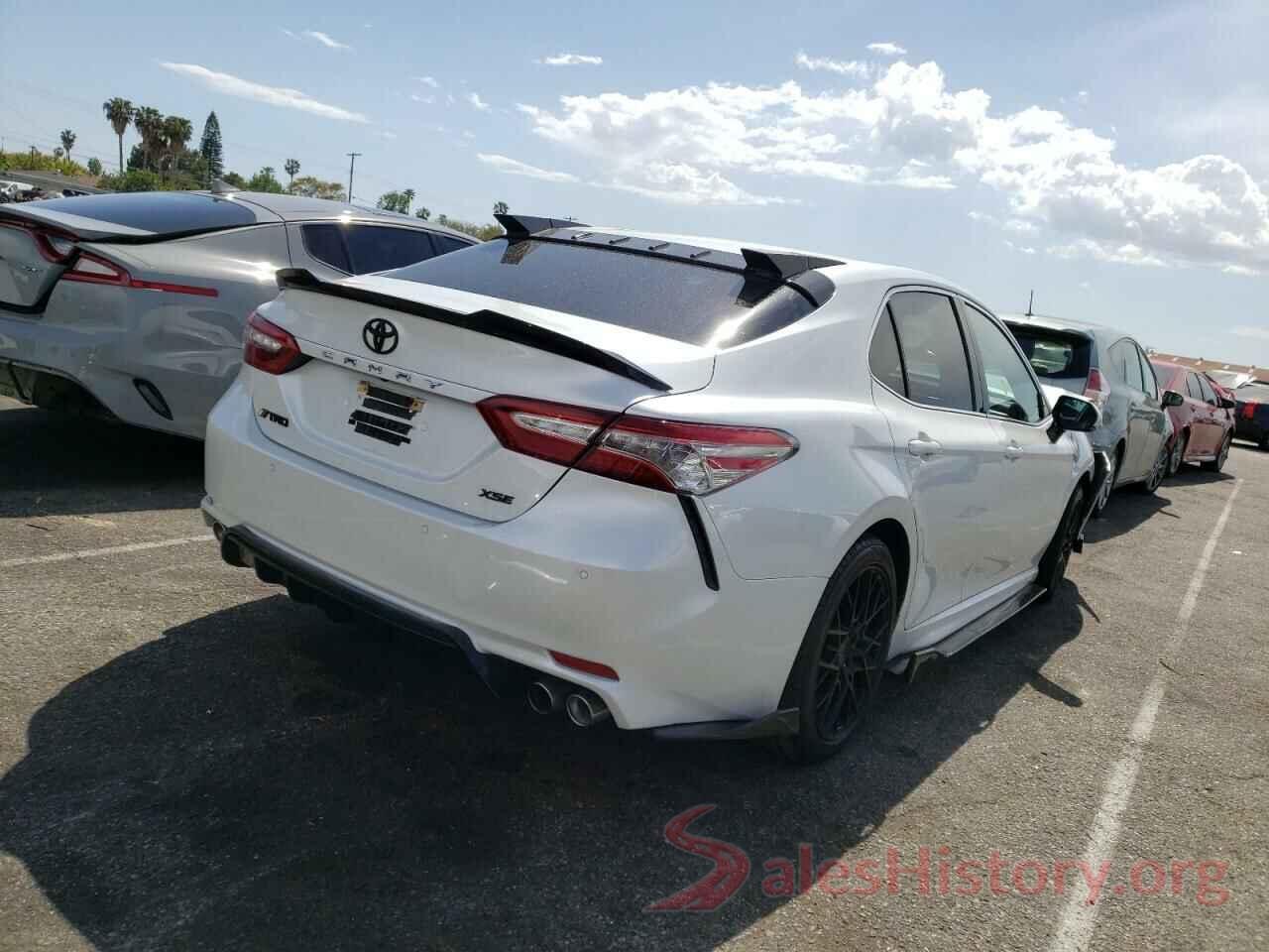 4T1B61HK6JU022366 2018 TOYOTA CAMRY