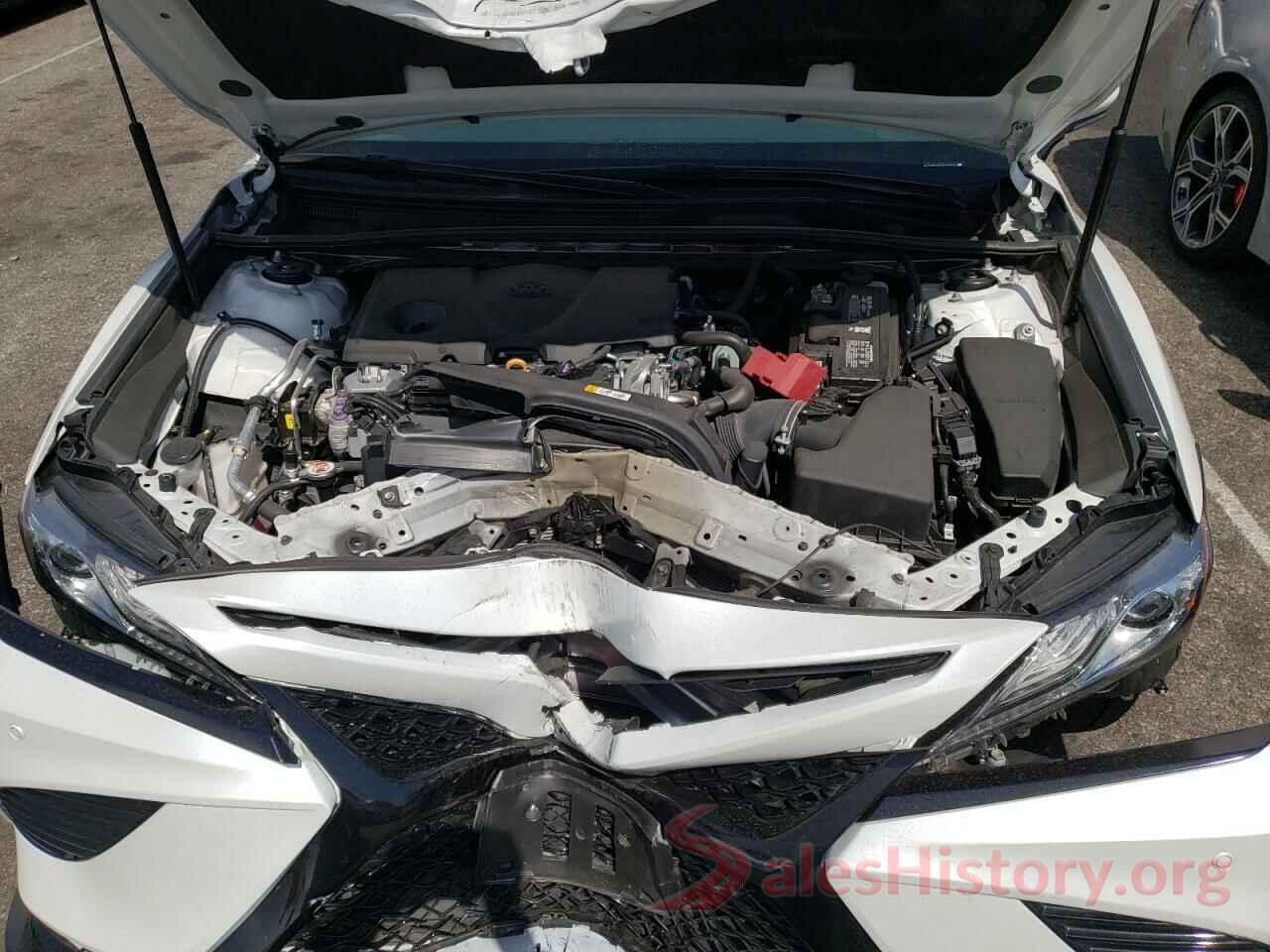 4T1B61HK6JU022366 2018 TOYOTA CAMRY