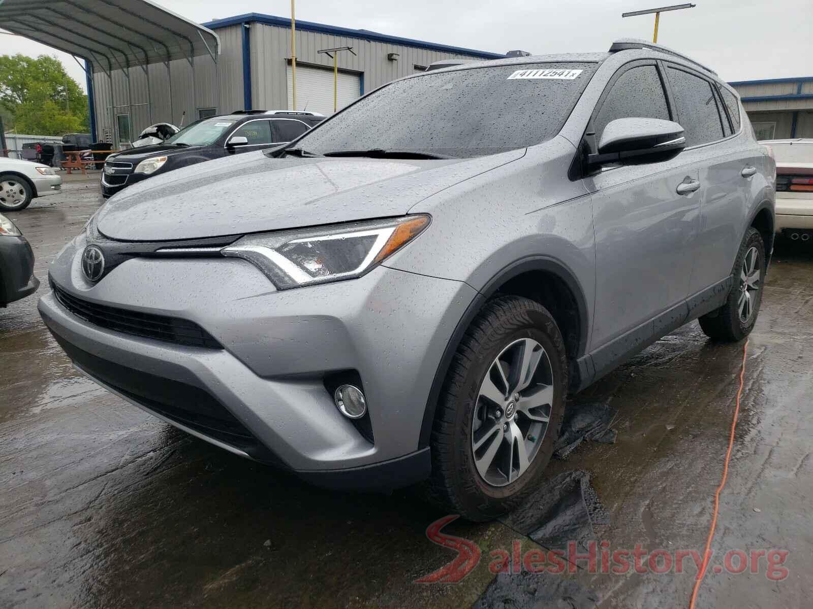 JTMWFREV2JD112259 2018 TOYOTA RAV4