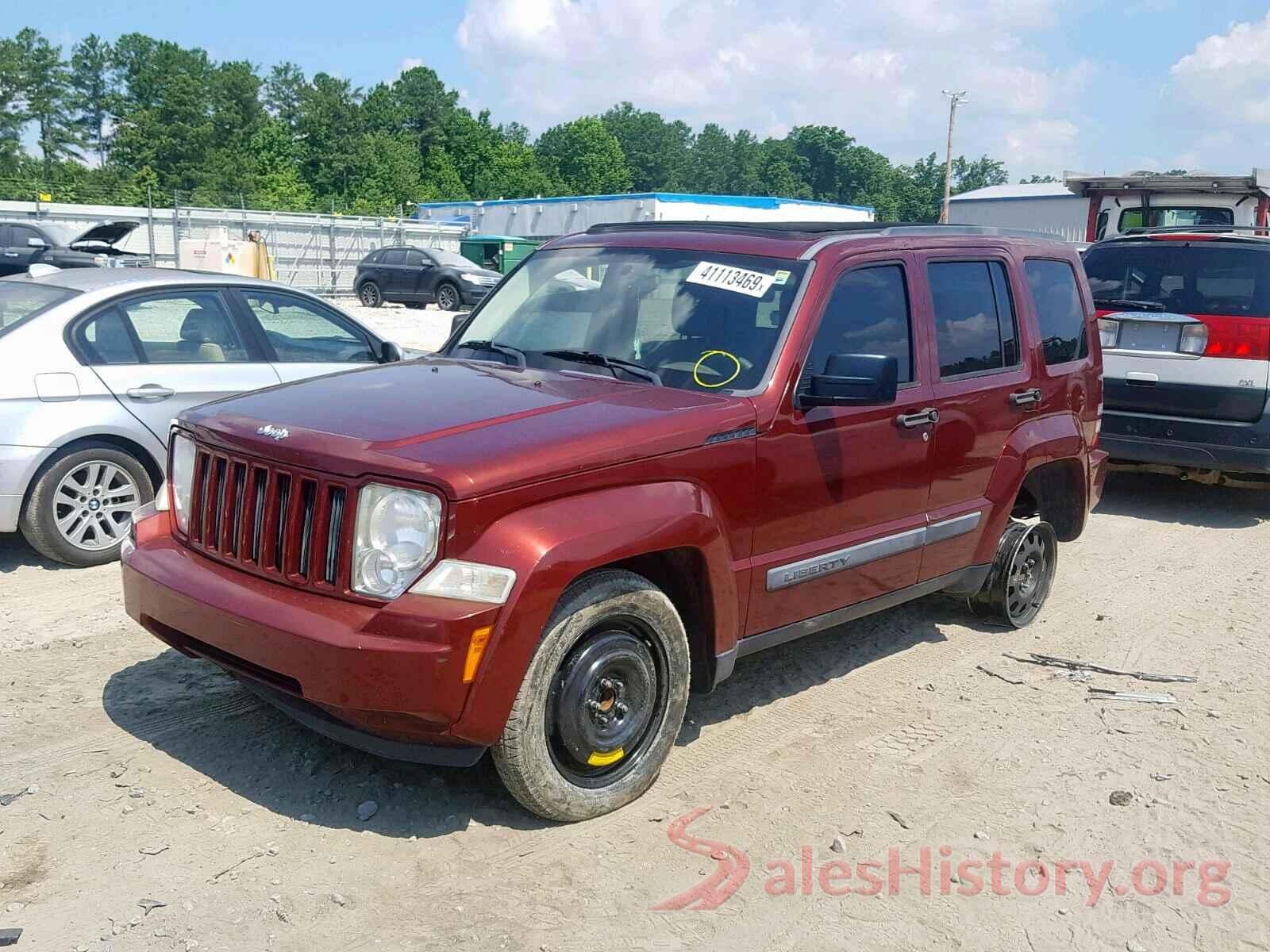 1J8GP28K28W233519 2008 JEEP LIBERTY SP