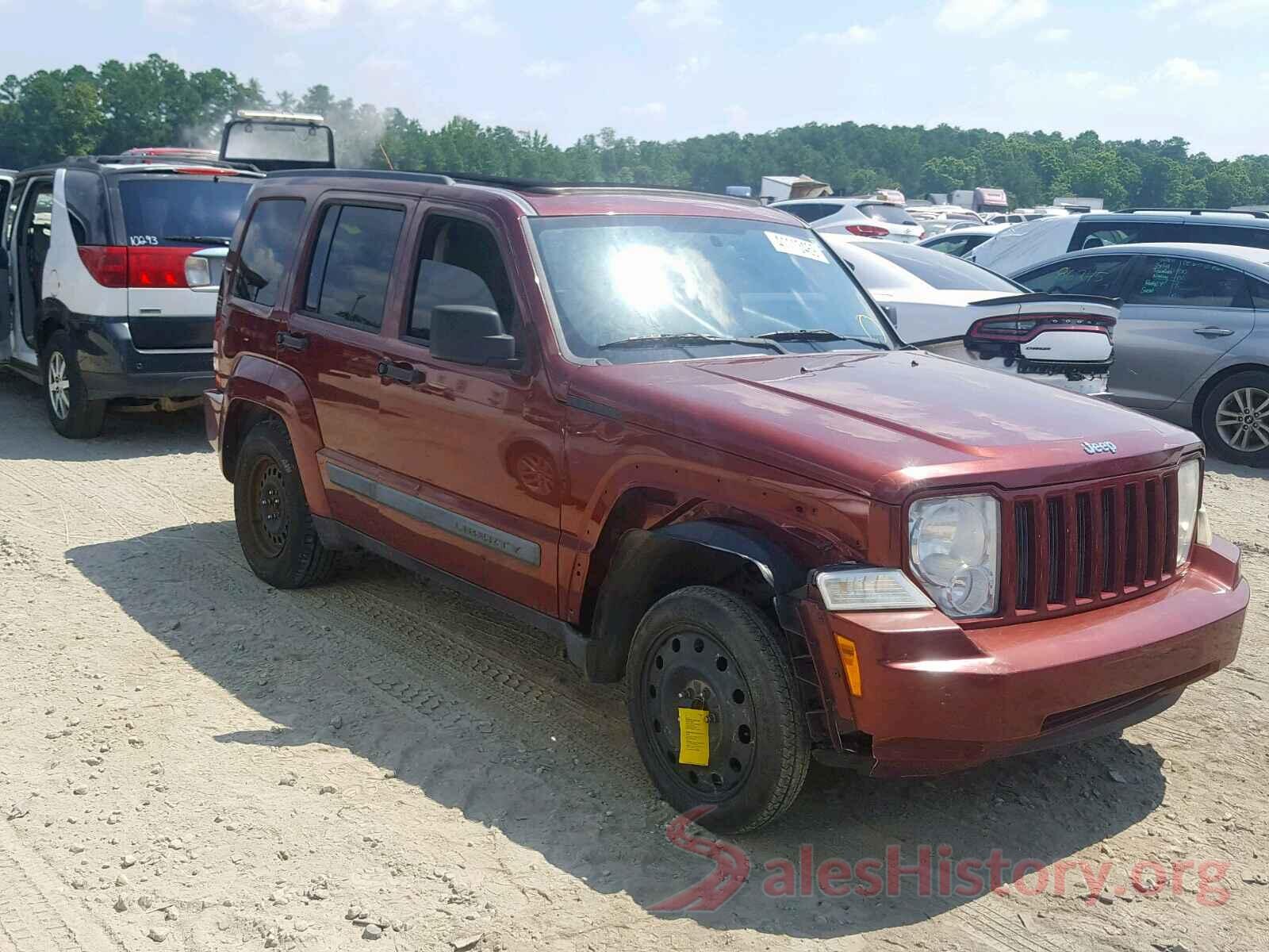 1J8GP28K28W233519 2008 JEEP LIBERTY SP