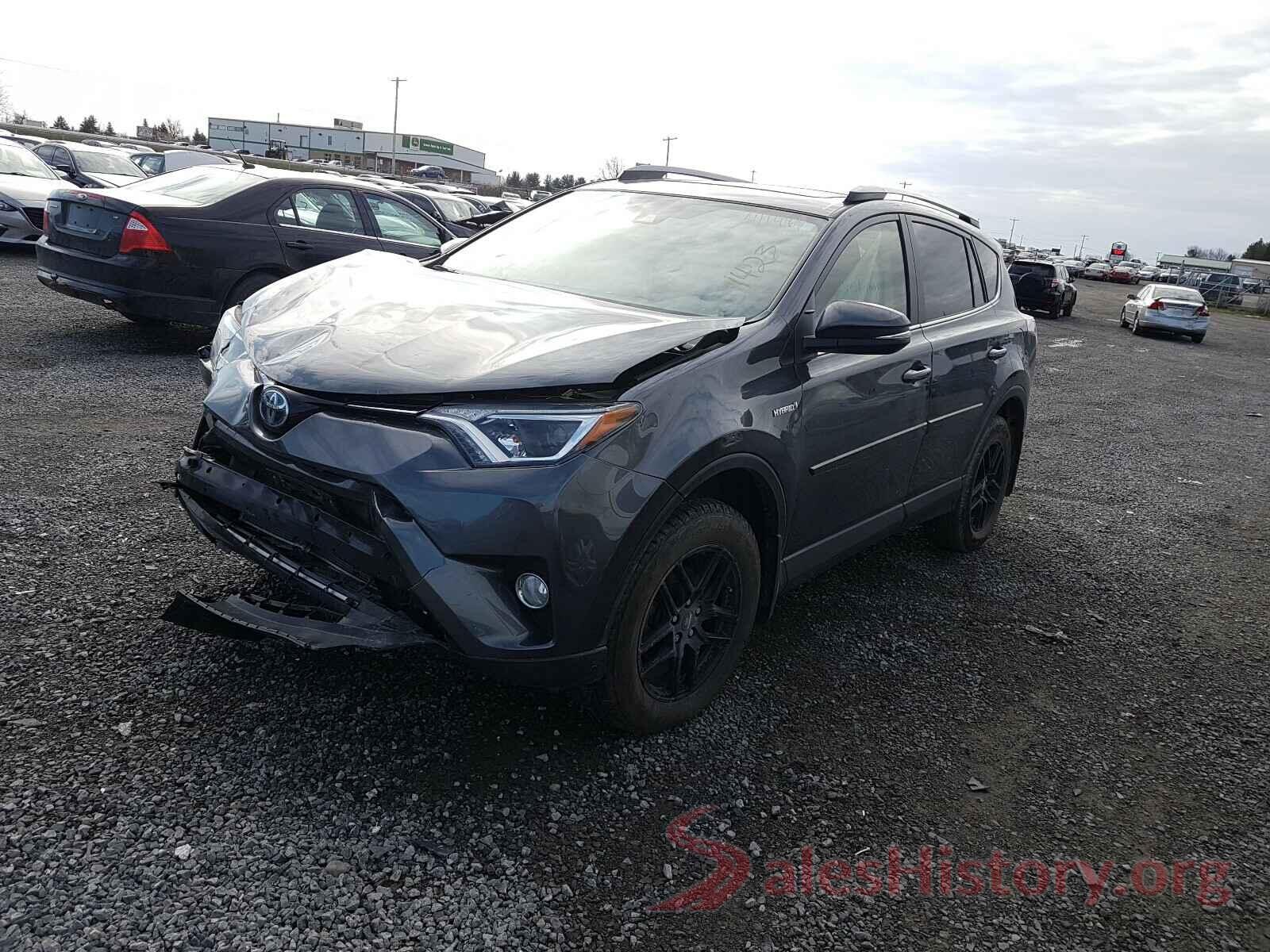 JTMRJREV7JD227242 2018 TOYOTA RAV4