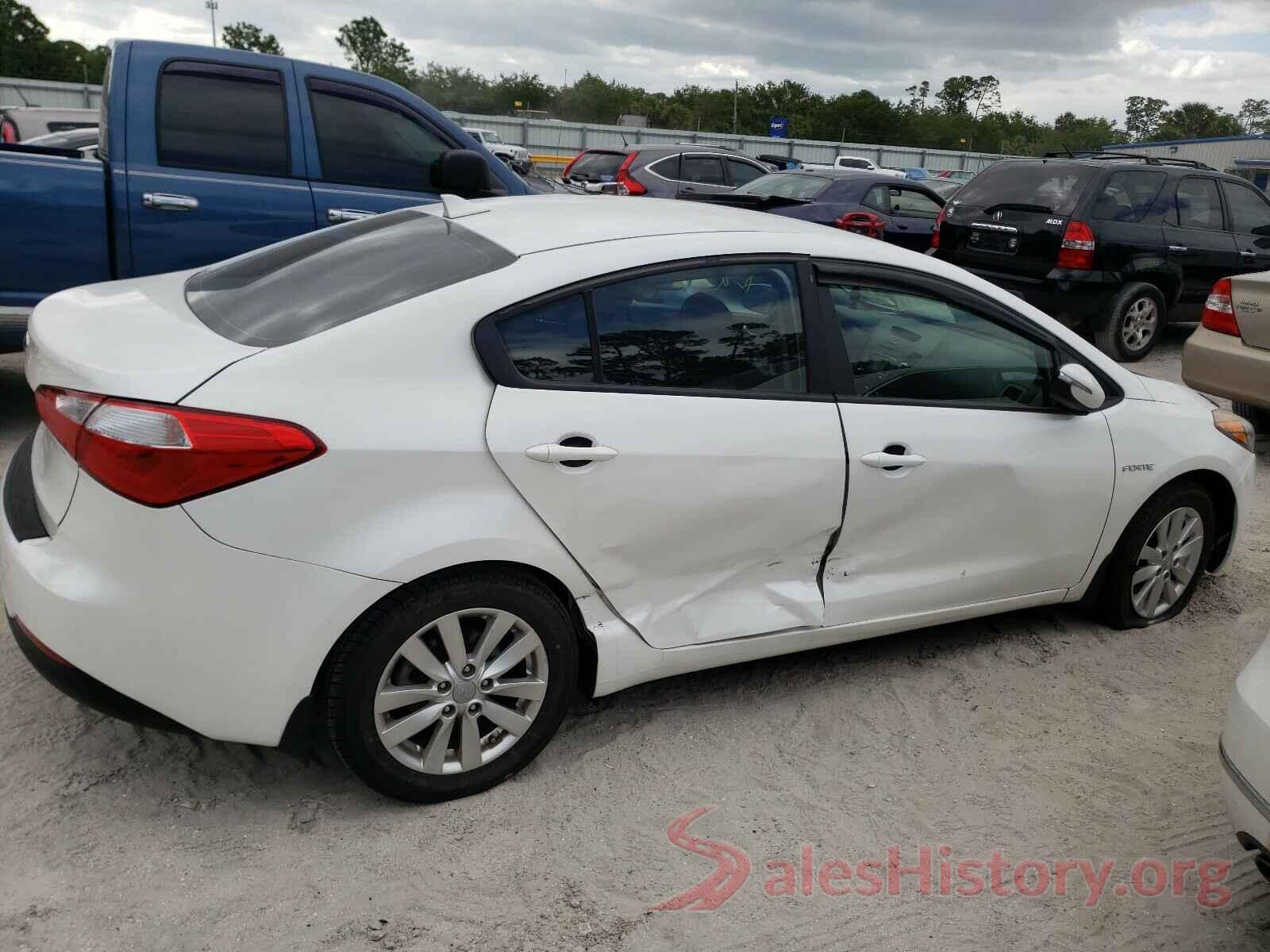 KNAFX4A66G5461021 2016 KIA FORTE