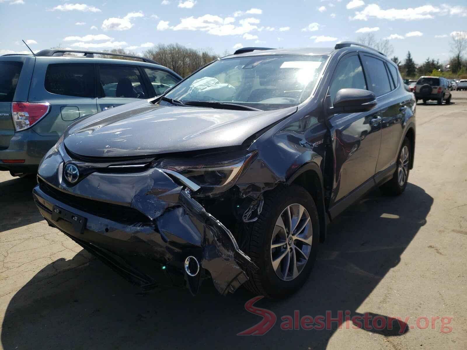 JTMRJREV8JD206044 2018 TOYOTA RAV4