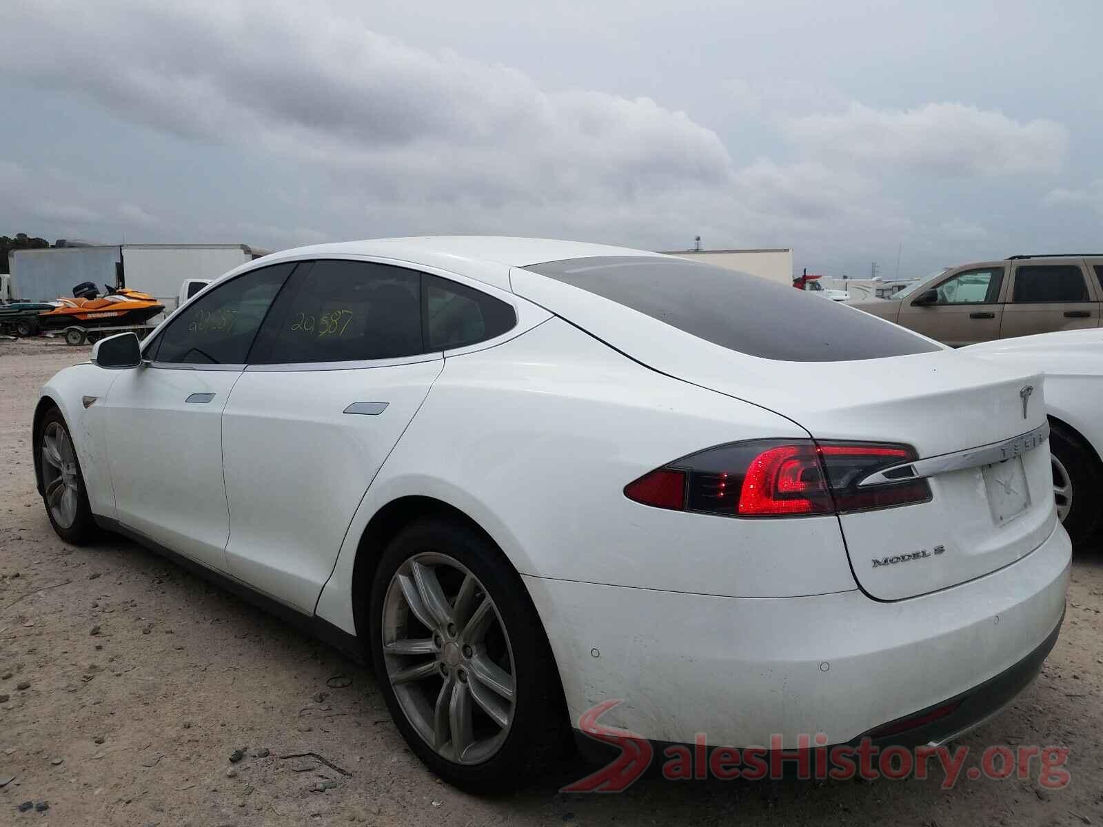 5YJSA1E22FF114016 2015 TESLA MODEL S