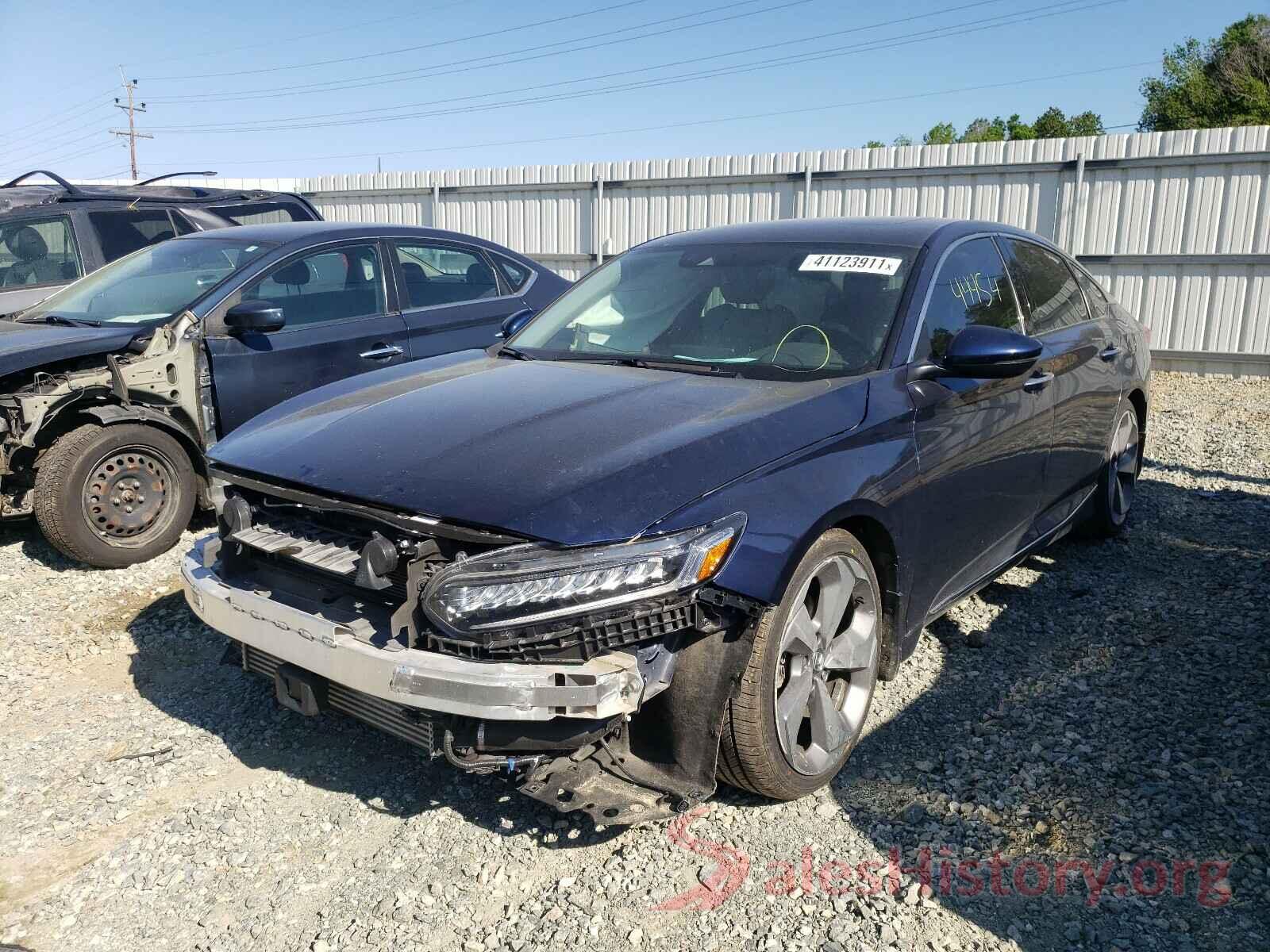 1HGCV1F92JA202717 2018 HONDA ACCORD